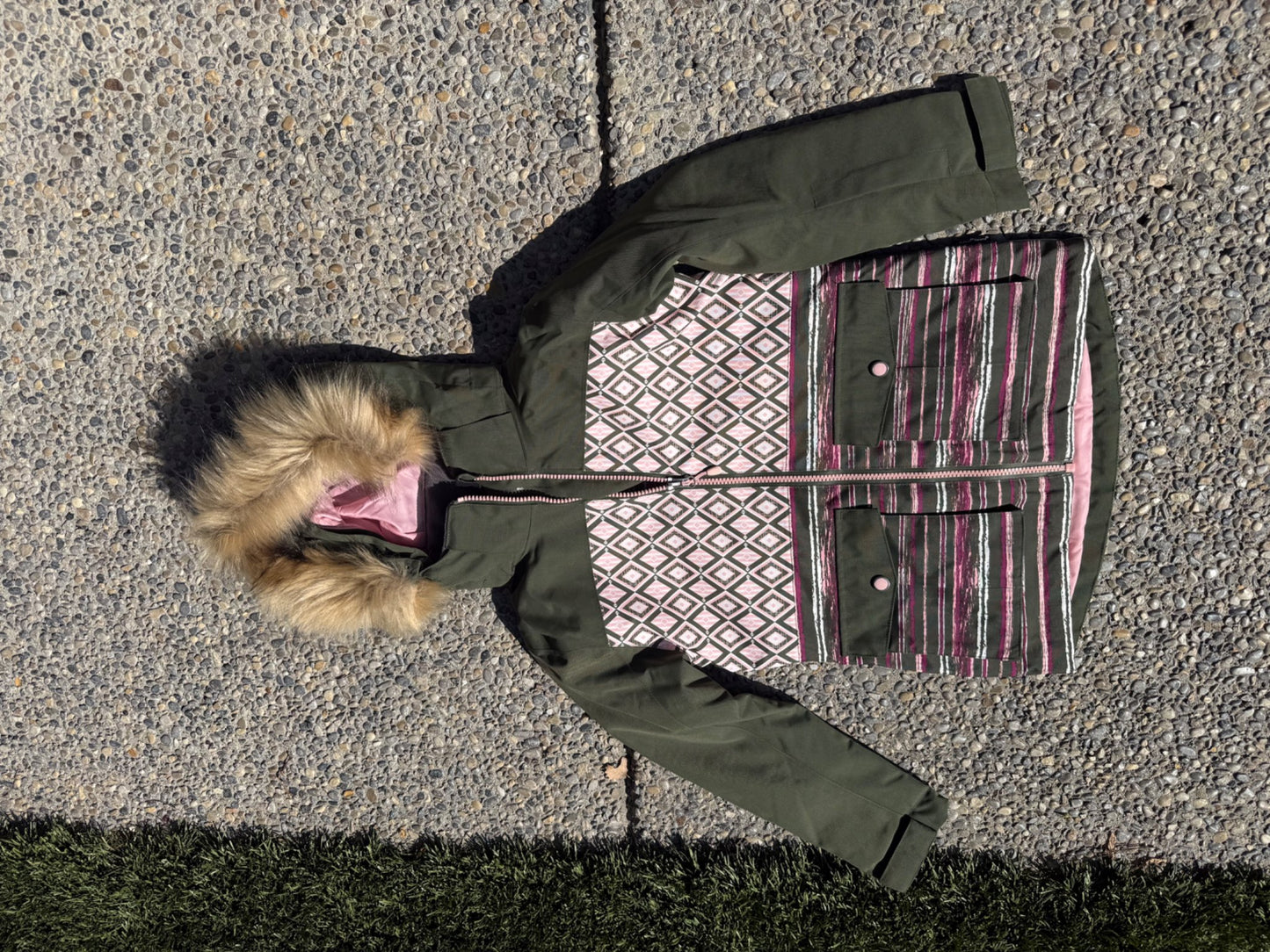 Girls winter jacket. Size 6. NWOT., Kids 6/6X (extra small)