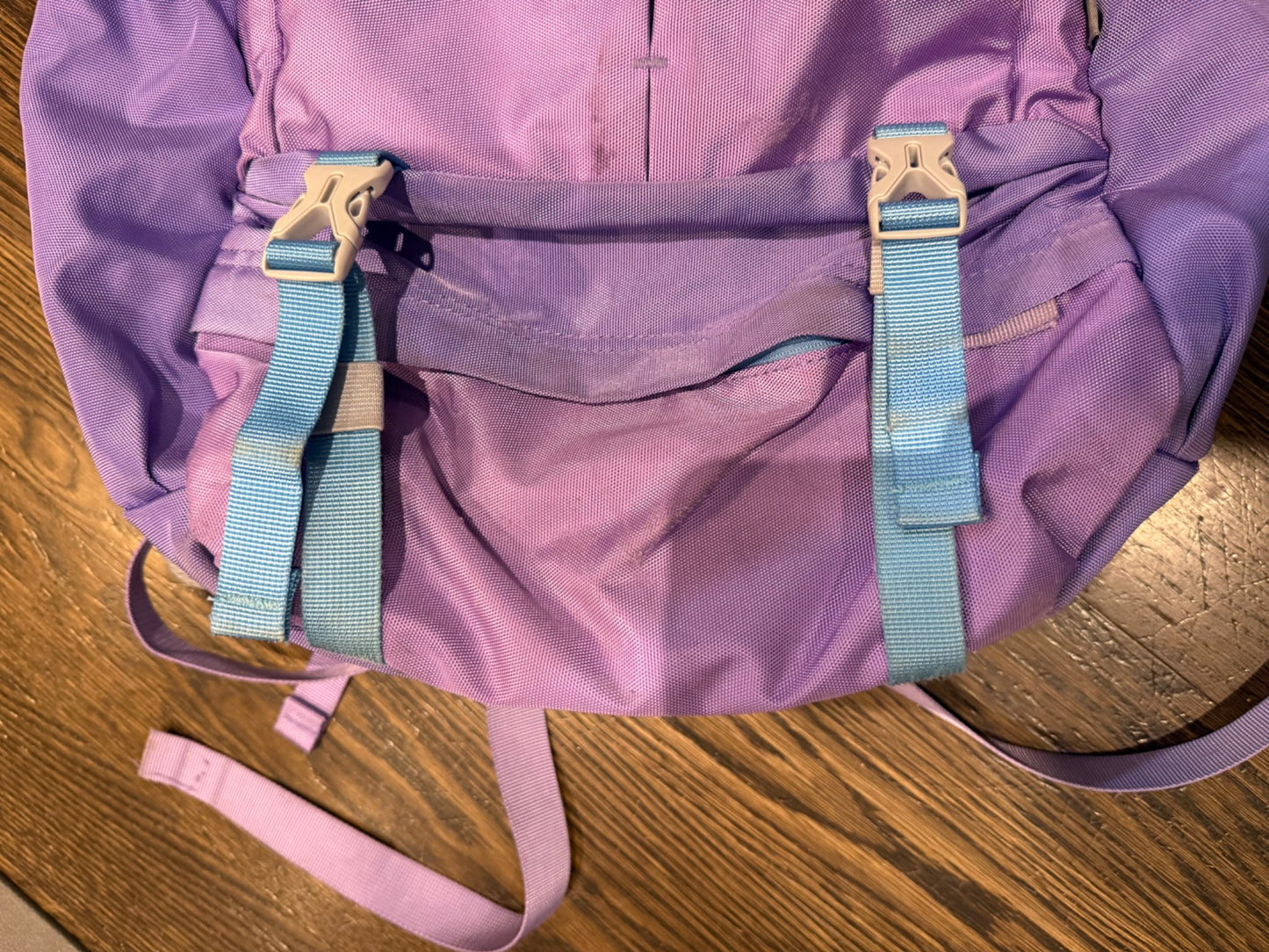 Girls backpack VGUC