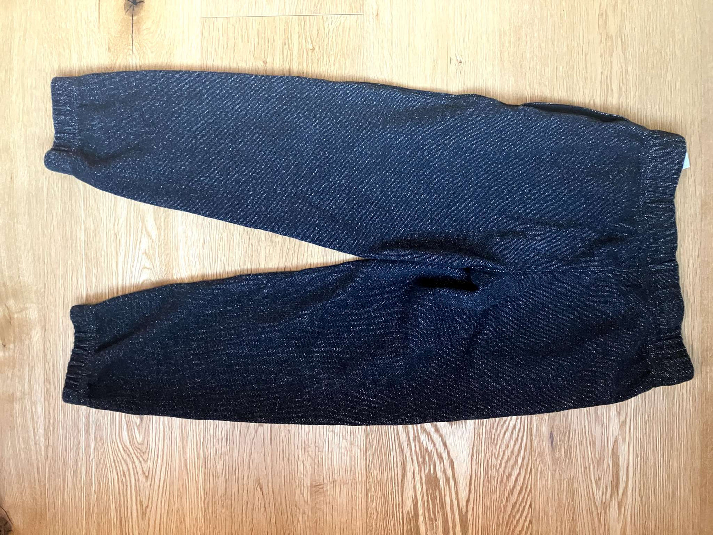 Roots Jogers 7 Youth like new! speckled grey, Kids 7 & 8 (small)