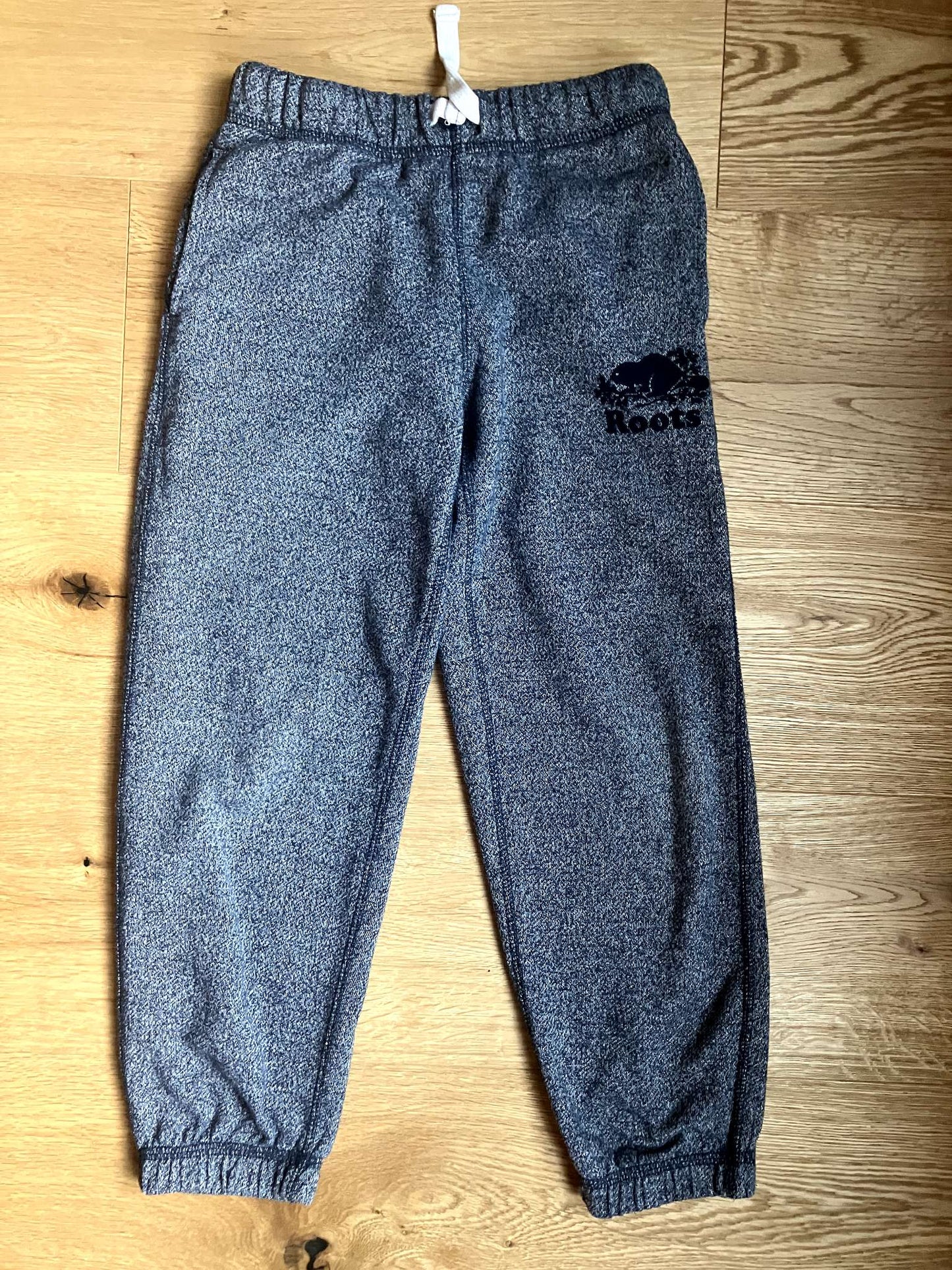 Roots Jogger Size 7 Youth - like new! Speckled blue, Kids 7 & 8 (small)