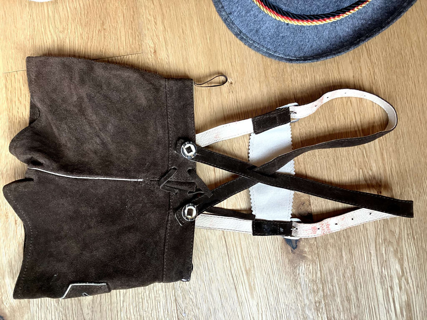 Boys Lederhosen and hat - fits 2 year old Oktoberfest or Halloween!, Kids 2T