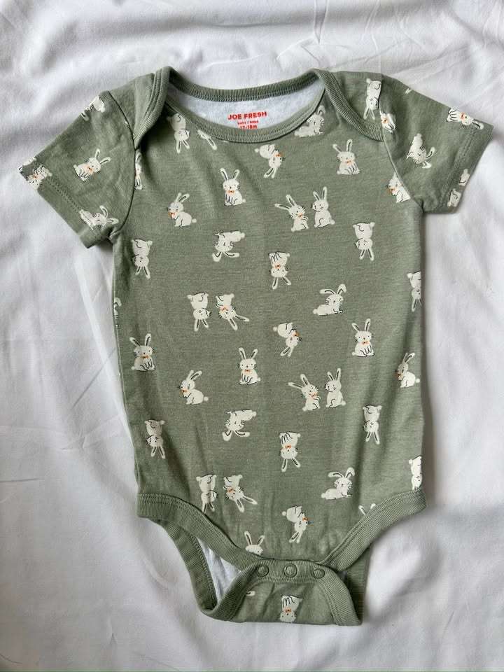12-18M Joe Fresh Bodysuits x3, Kids 18 Month (12-18M)