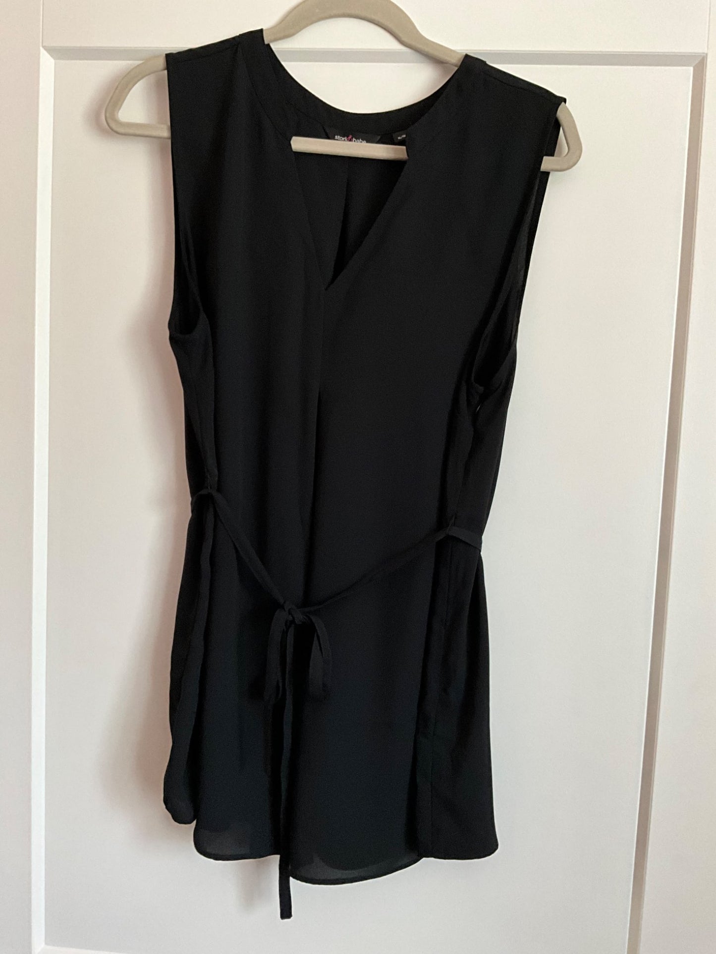 Stork & Babe Black Sleeveless Maternity Blouse. Size XL., Maternity XL (16-18)