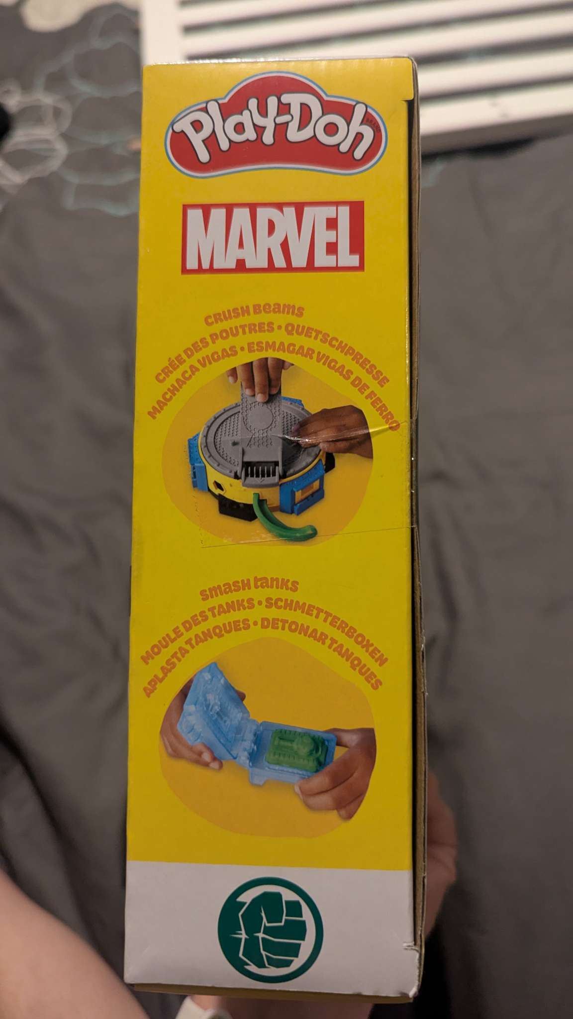 Hulk play doh set- New