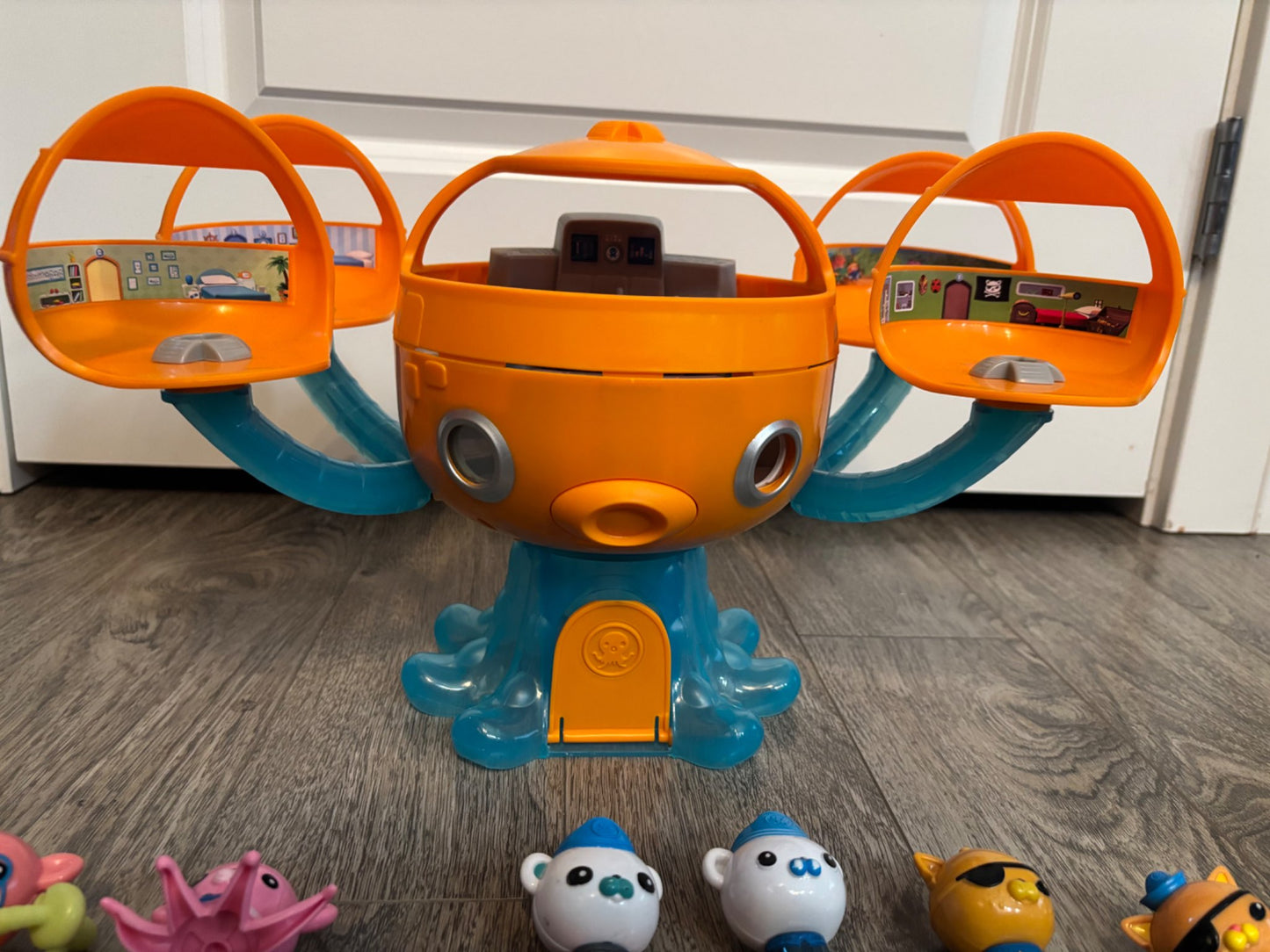 Octonauts Octopod Castle & Figures