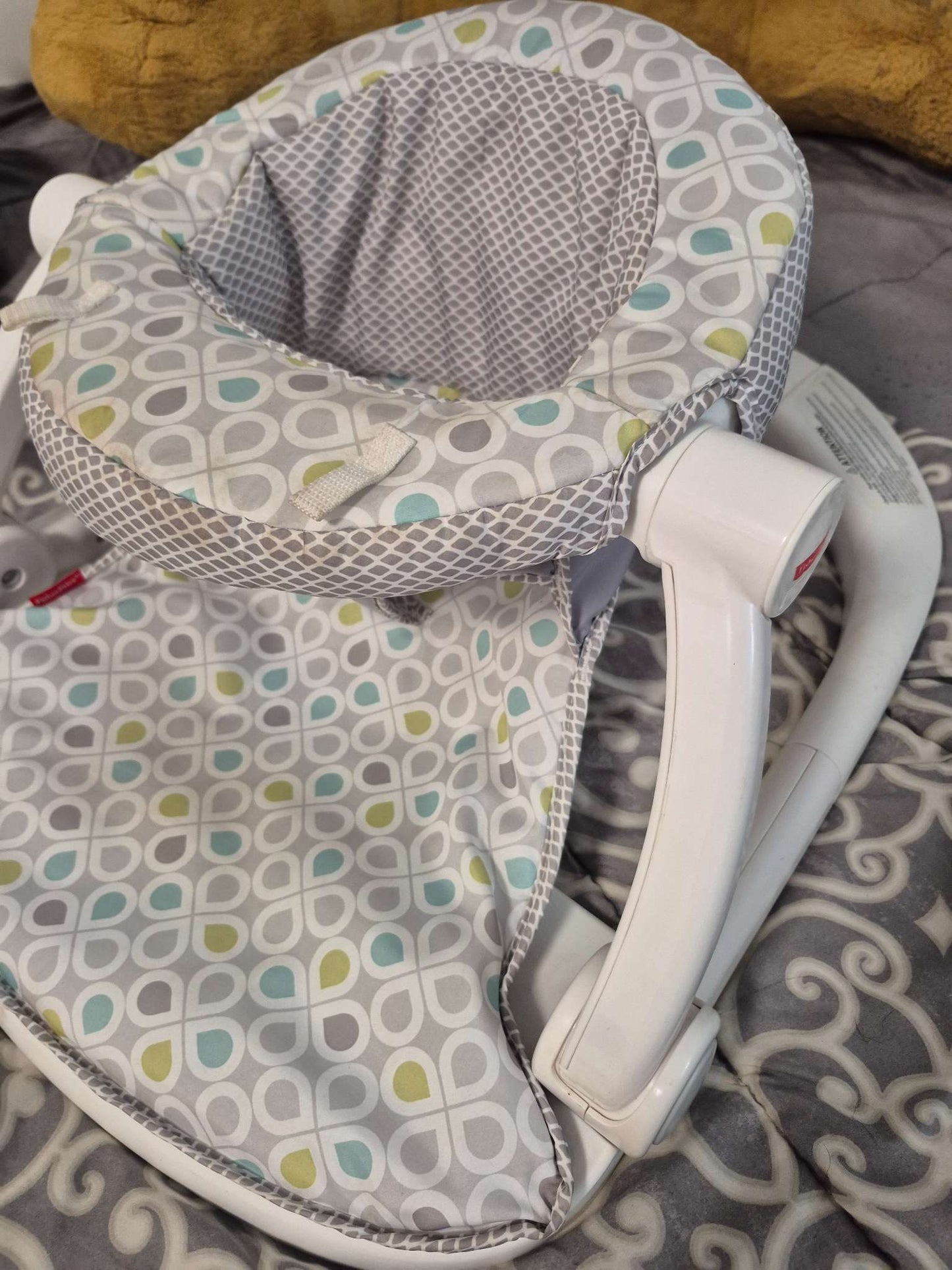 Fisher Price Sit Me Up Chair