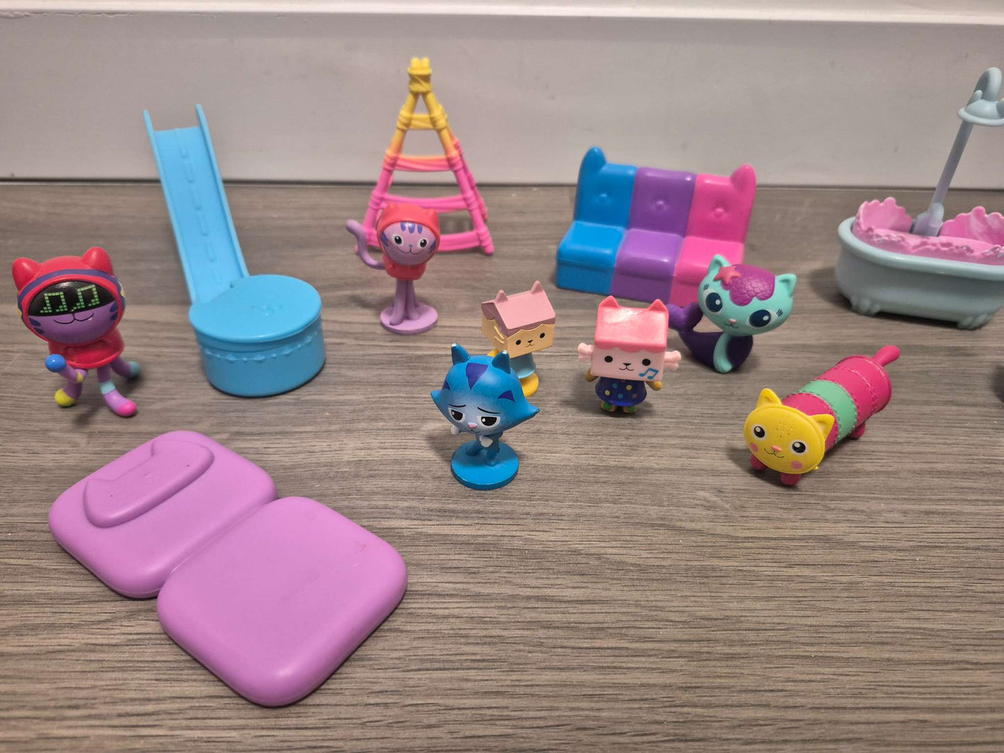 Gabbys Dollhouse Gabby Cats and Accessories