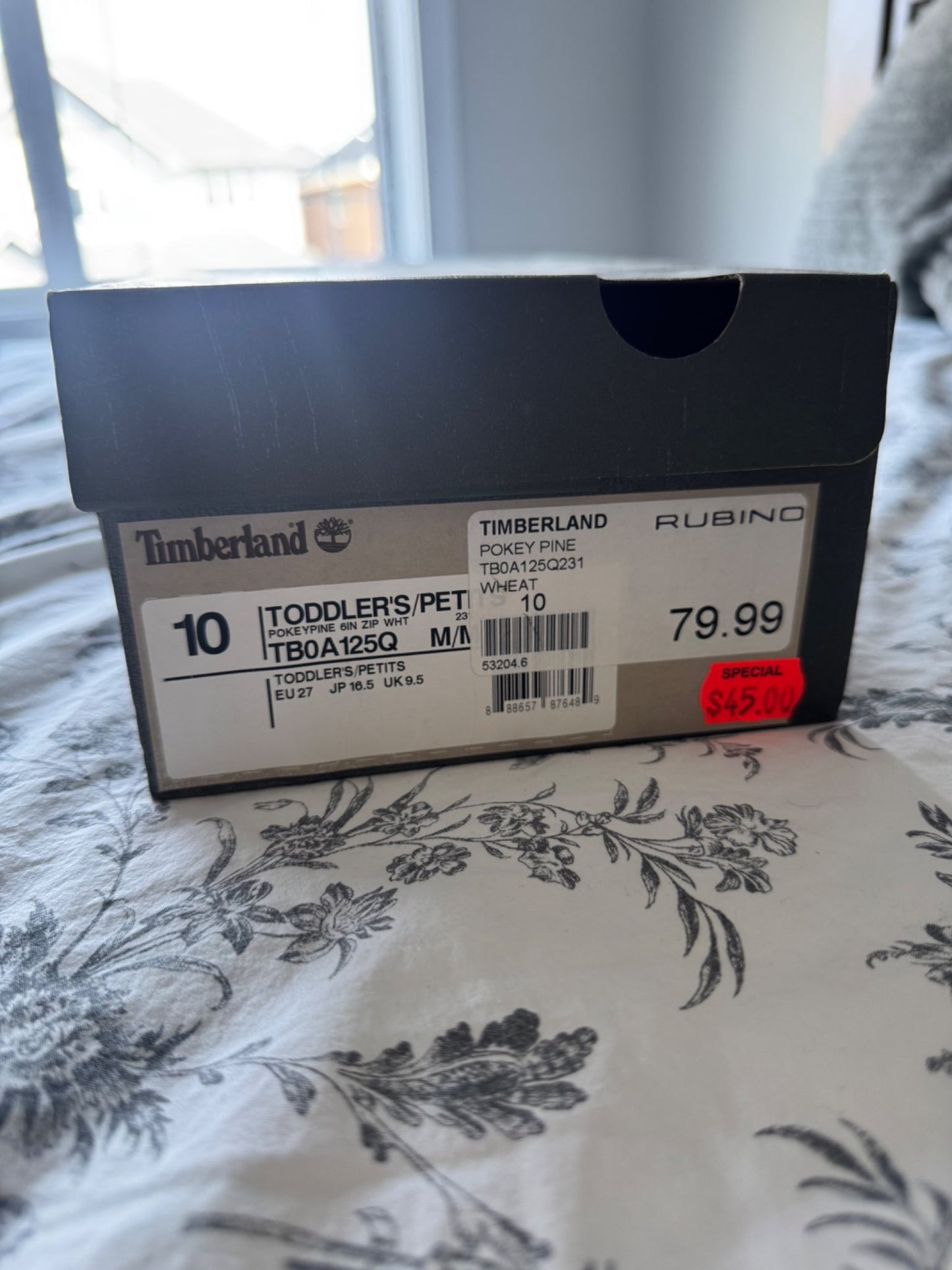 Timberland toddler size 10, Shoes 10 (Toddler:2-4yr)
