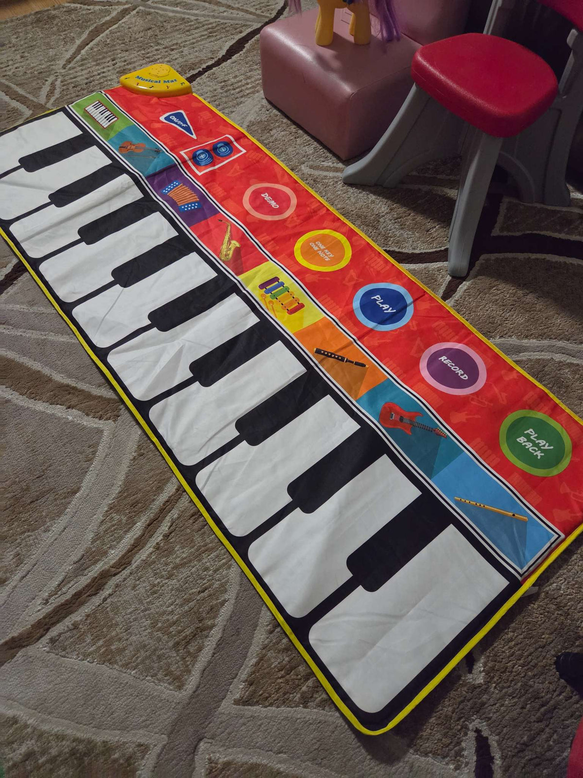 Piano mat