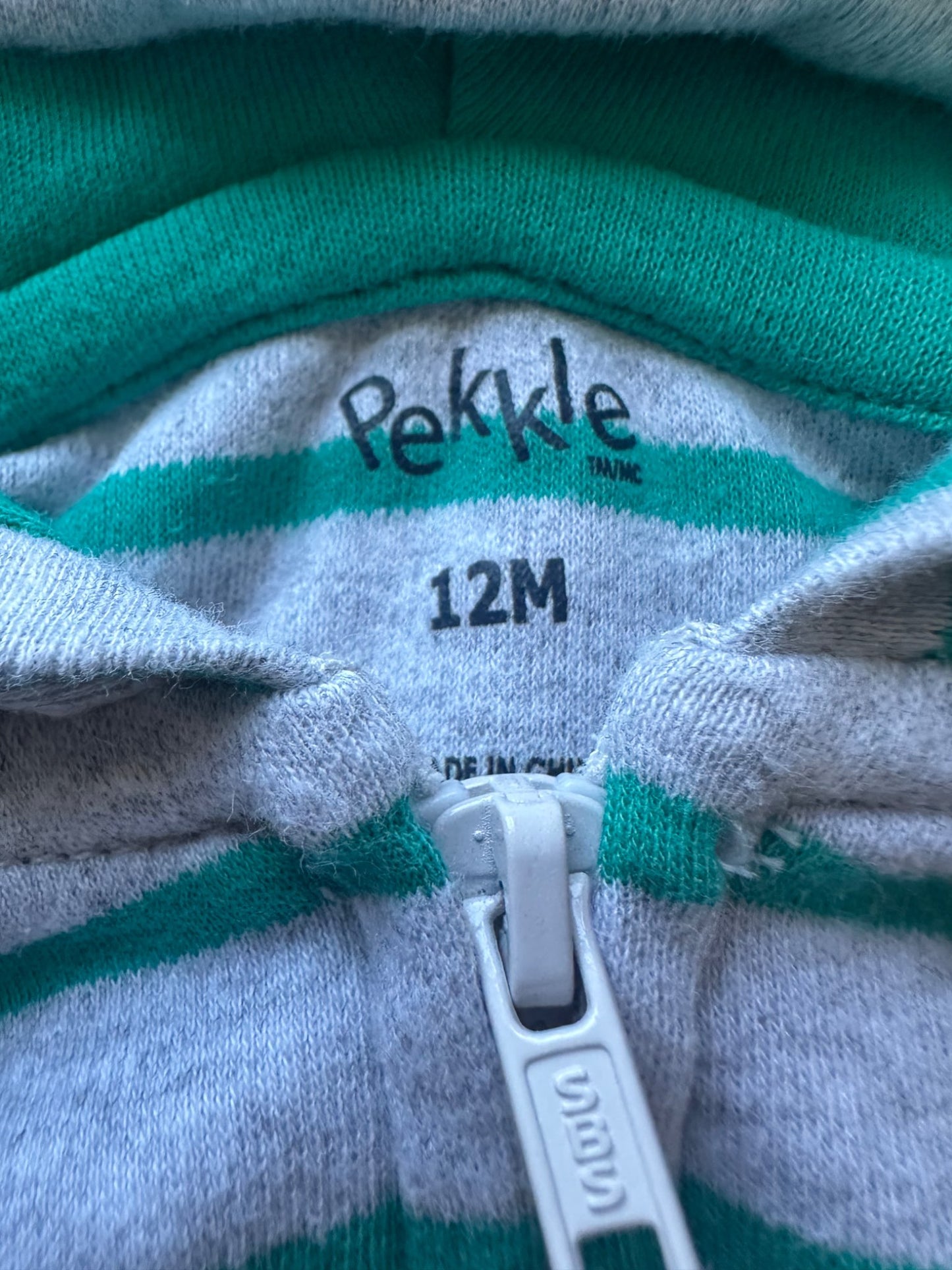 3 sweaters 6-12 months , Kids 9 Month (6-9M)