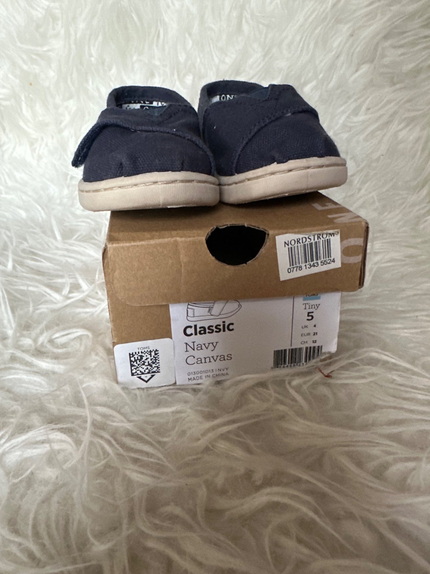 Classic Navy Toms , Shoes 5 (Walkers:12-24 mth)
