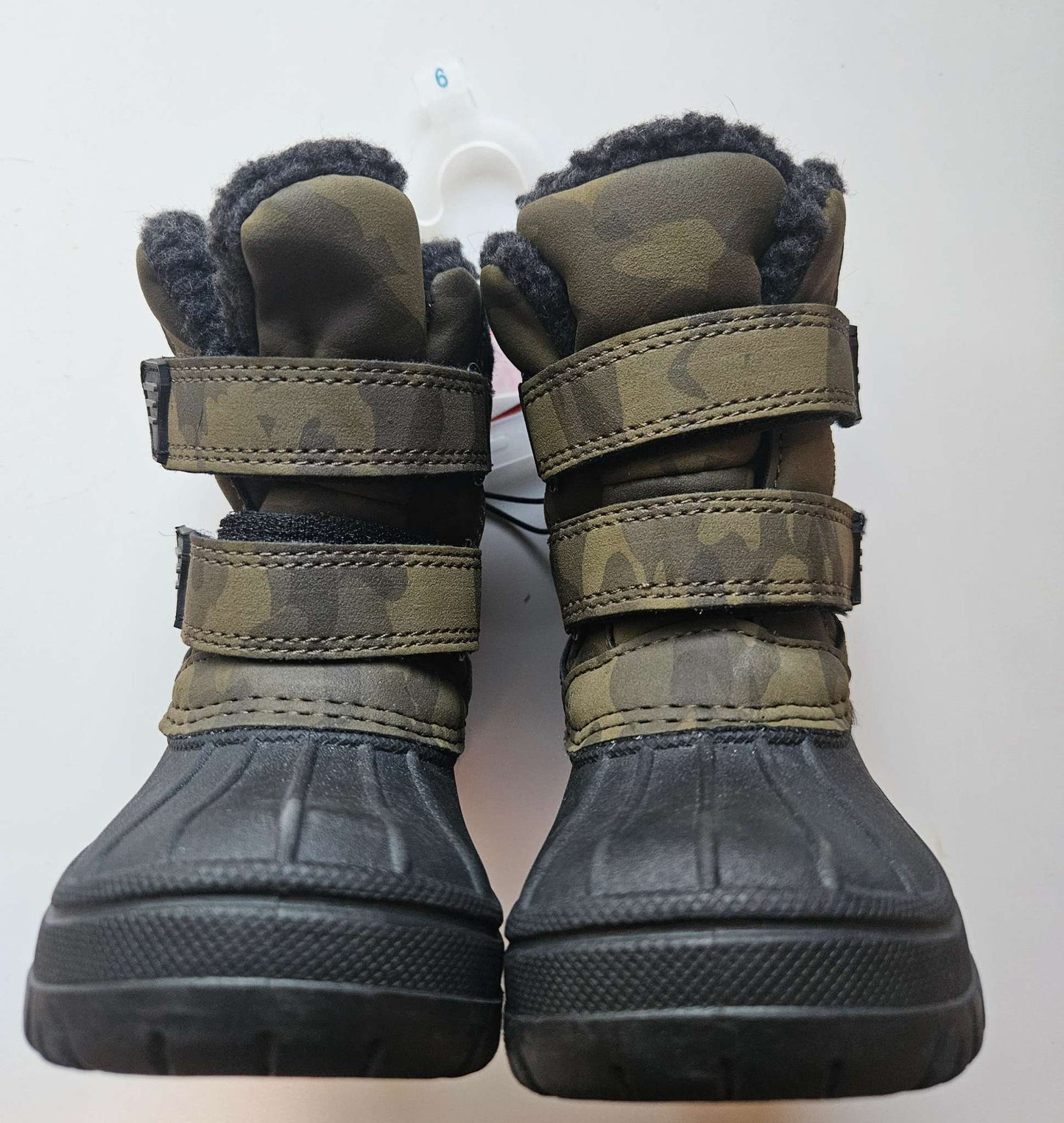 Brand new Joe Fresh size 6 boots MSRP $36, Shoes 6 (Walkers:12-24 mth)