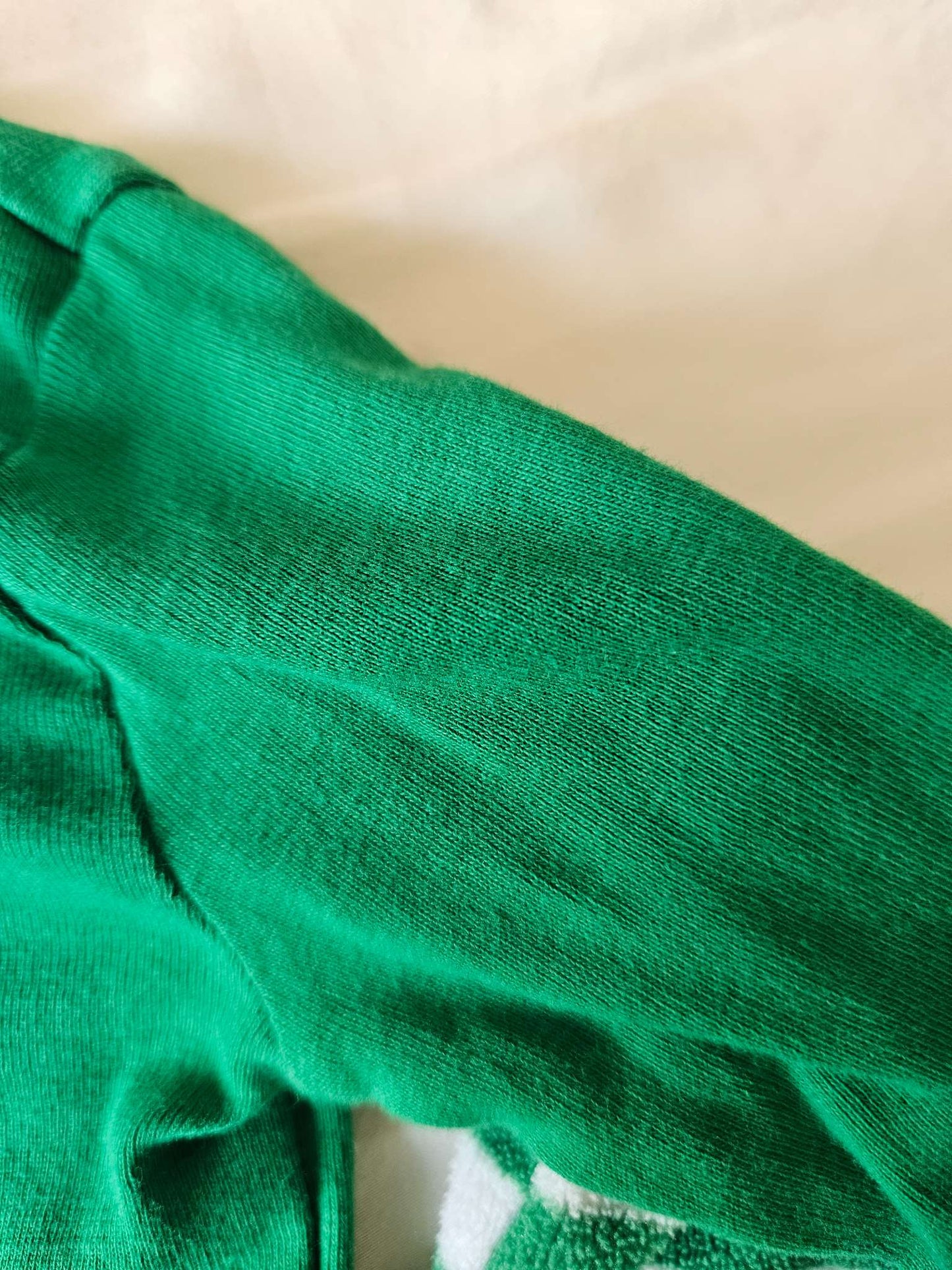 Green Reindeer Joe Fresh Christmas Pajamas 2 piece set size 2, Kids 2T