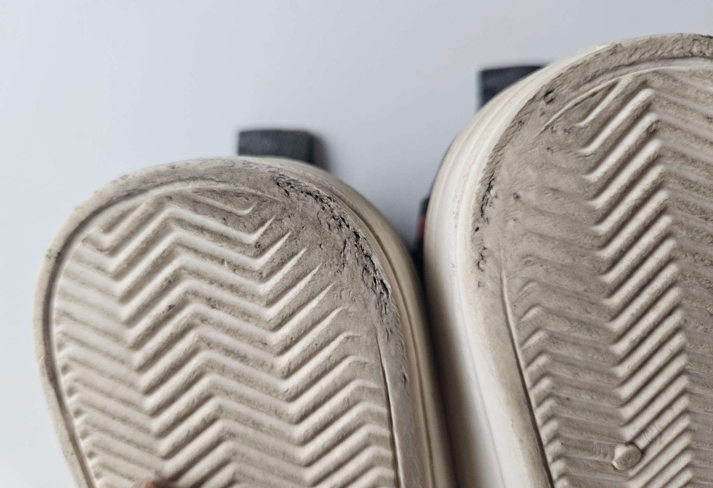 Joe Fresh Camo velcro sneakers size 8, Shoes 8 (Toddler:2-4yr)