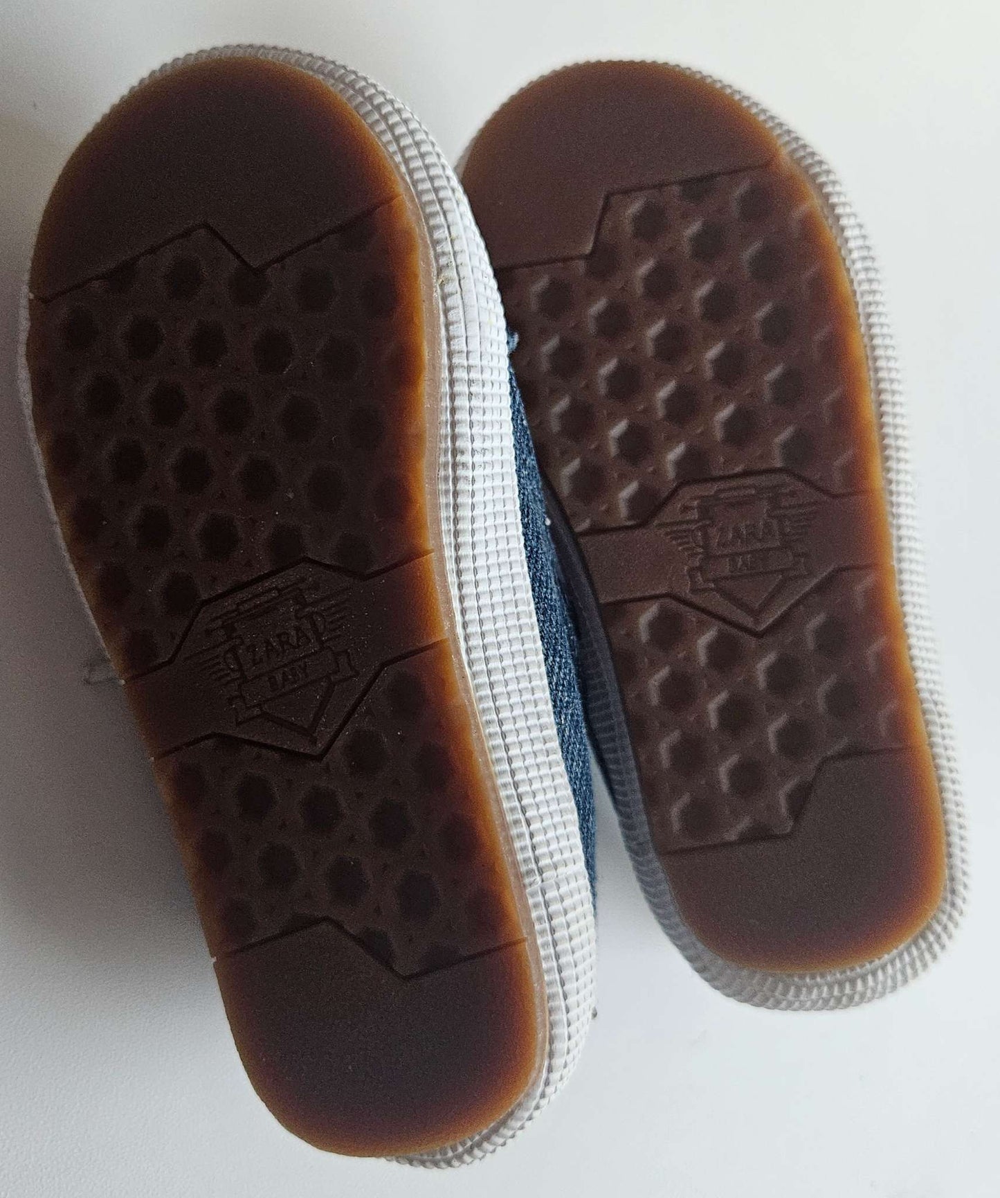 Zara Baby 6-12 months zip up shoes , Shoes 2 (Baby: 0-12 mth)