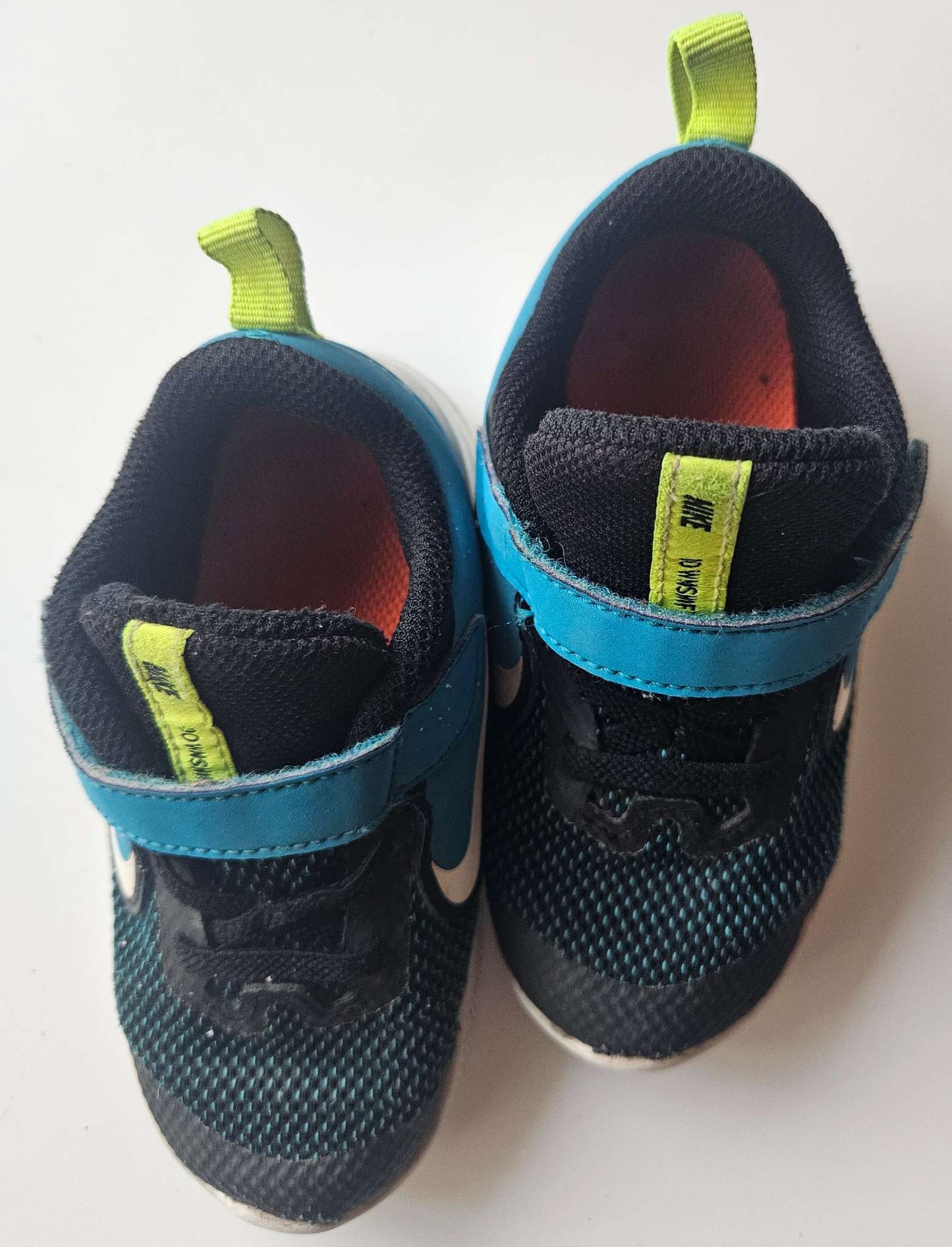 Nike running shoes size 8, Shoes 8 (Toddler:2-4yr)
