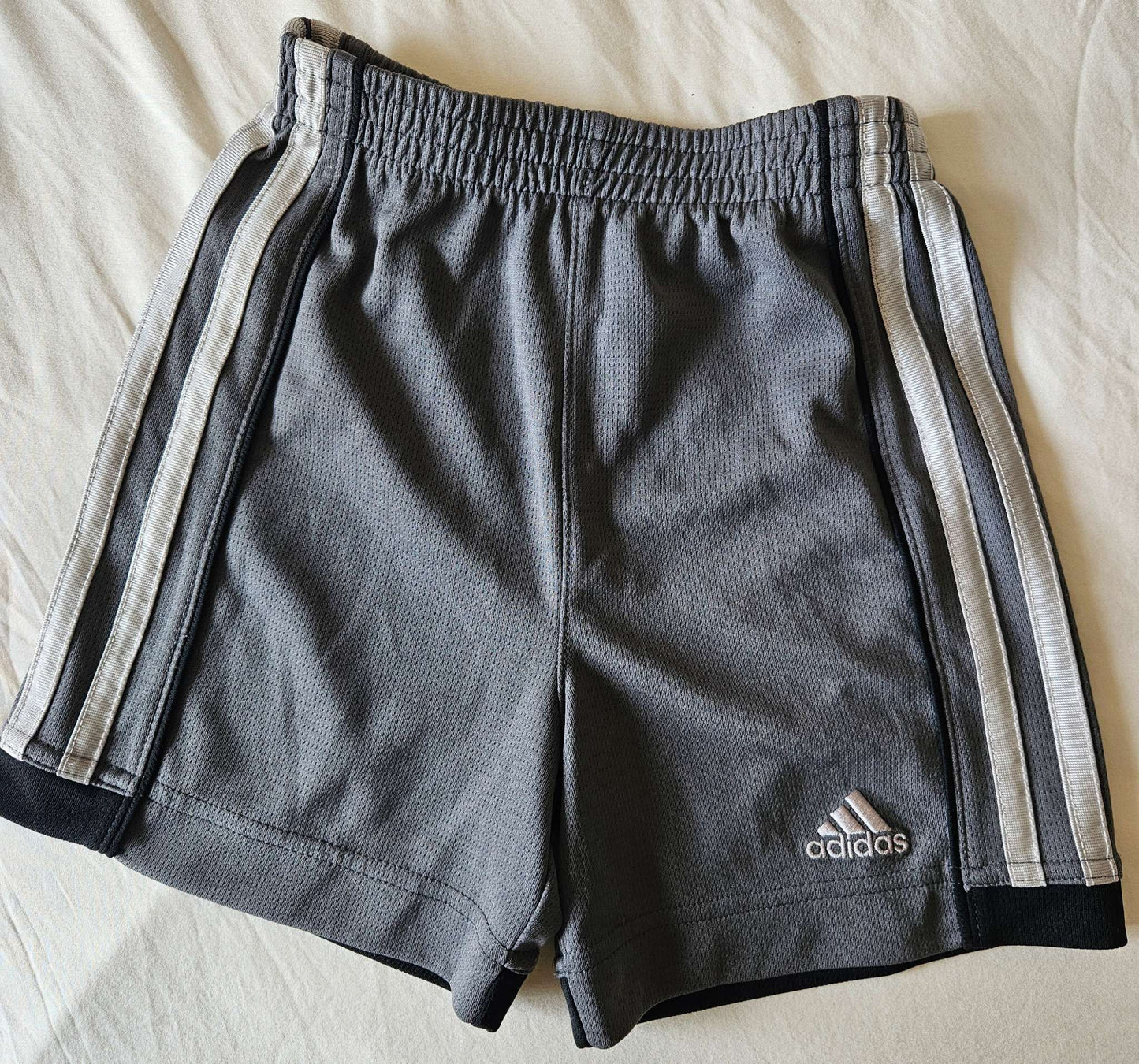 2T grey Adidas shorts , Kids 2T