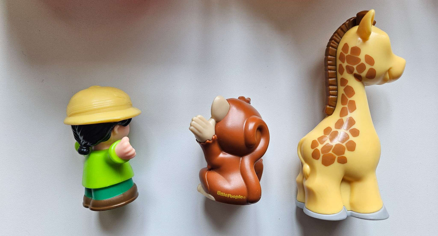 Fisher price/little people zoo train