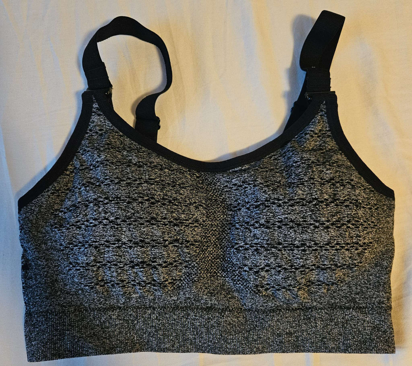 Brand NWOT Thyme sports bra nursing bra size Large , Maternity L (12-14)