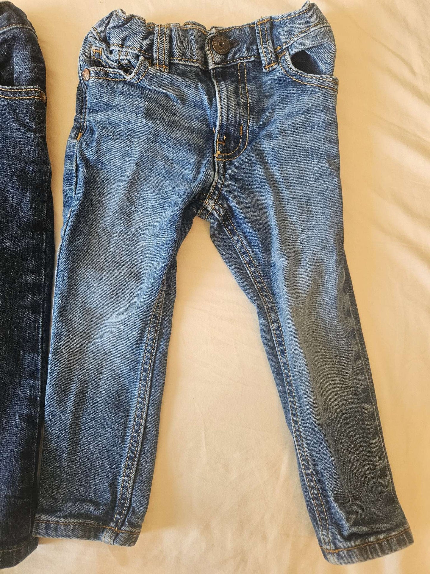 2 pairs of Osh Kosh B'gosh blue skinny fit jeans size 2T, Kids 2T