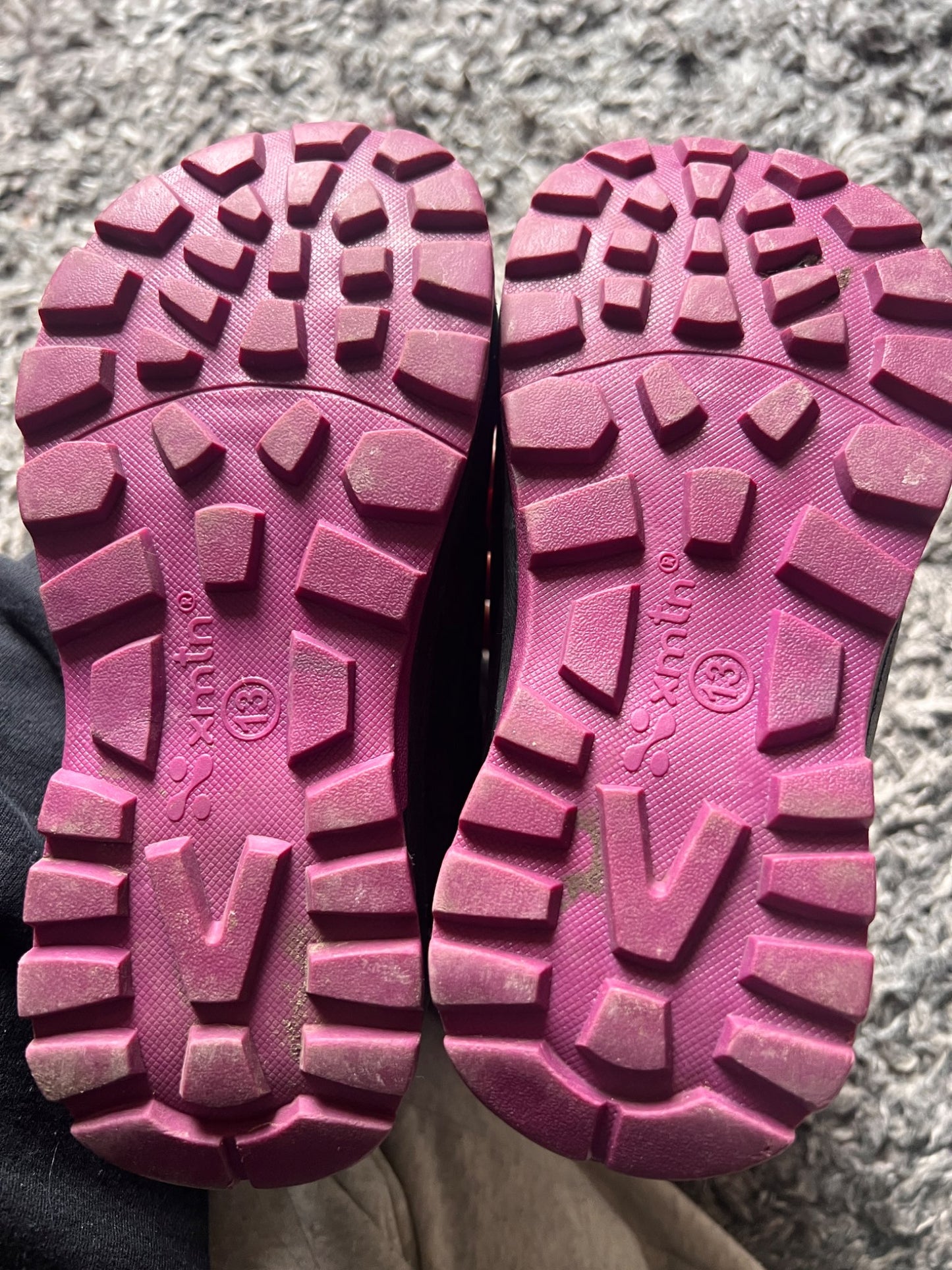 Girl’s XMTN Black/Pink Snow Boots, Shoes 13 (Kids:4-8yr)