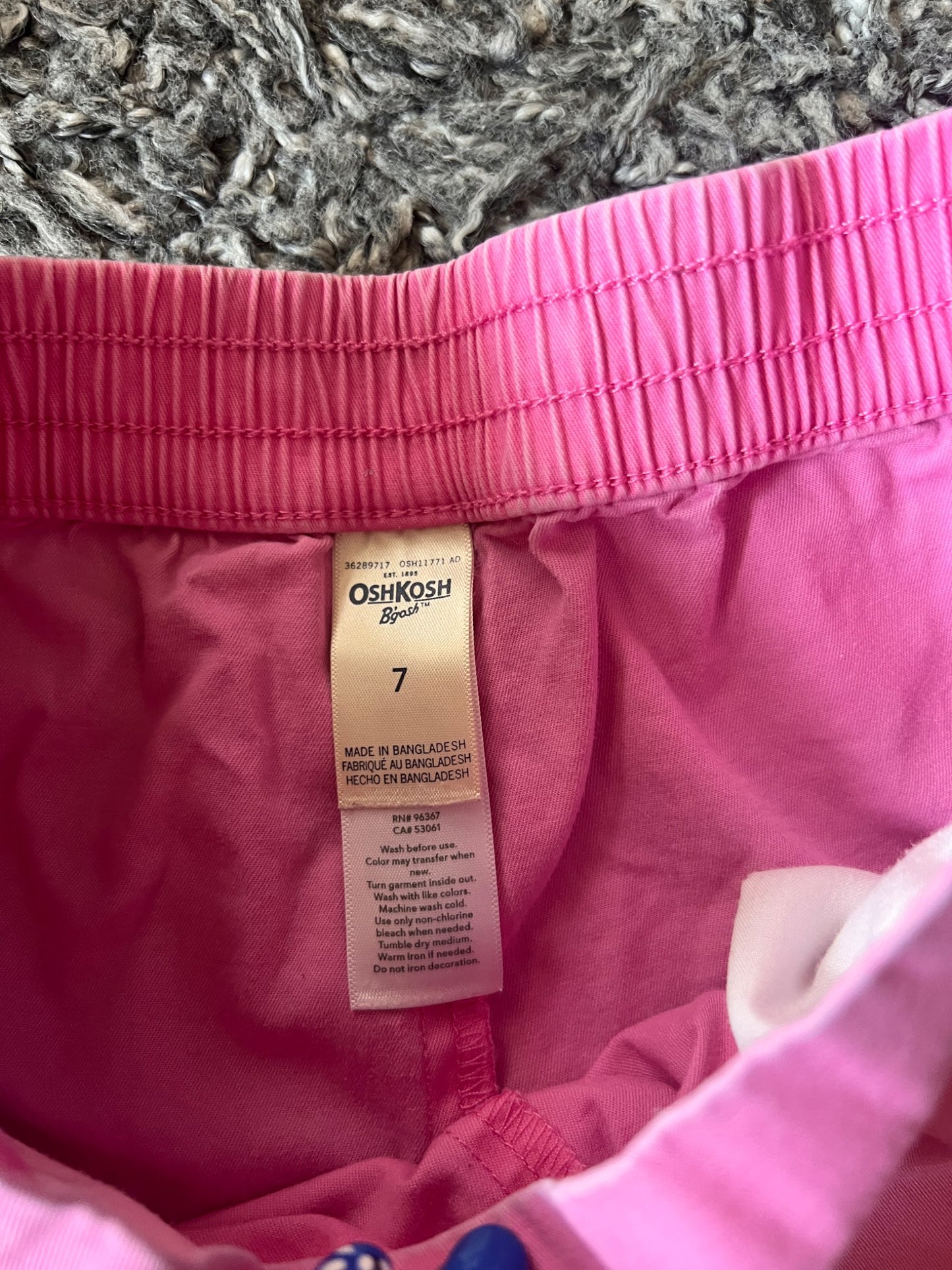 Girl’s Pink OshKosh Shorts, Kids 7