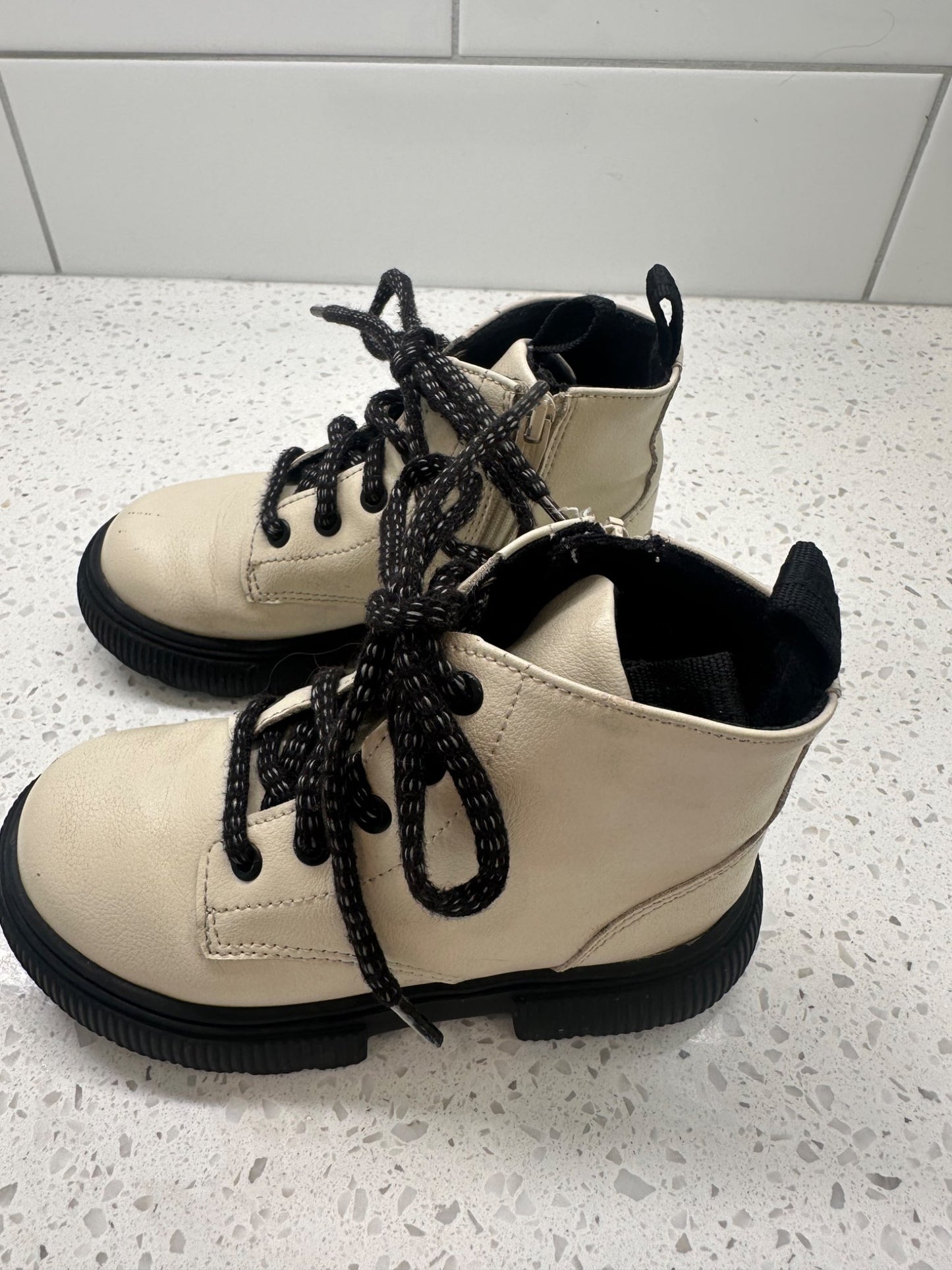 Zara Boots Size 24