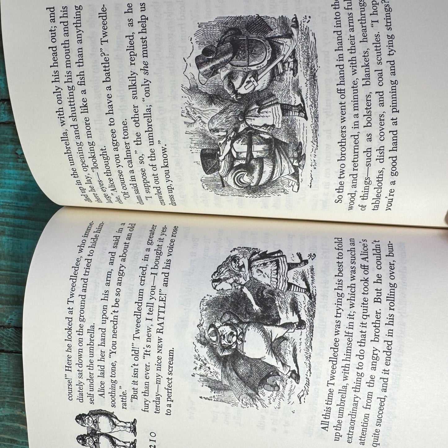 Alice in the wonderland hardcover chapter book