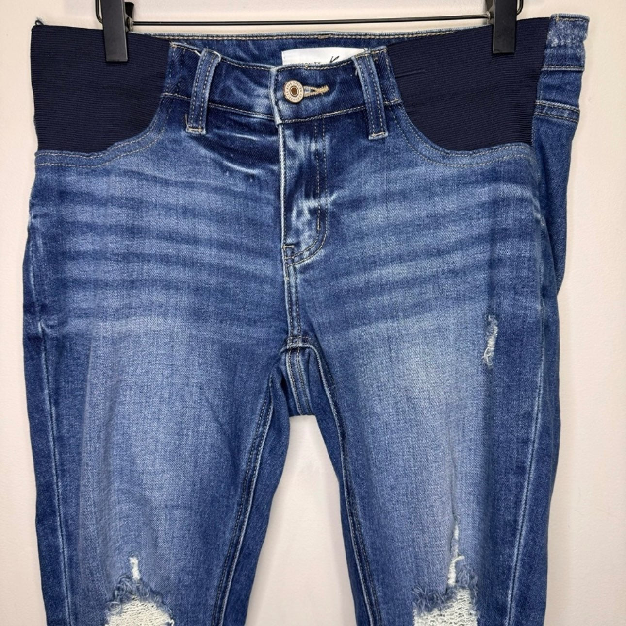 Kancan Tate Maternity Super Skinny Distressed Jeans Size 28, Maternity S (4-6)