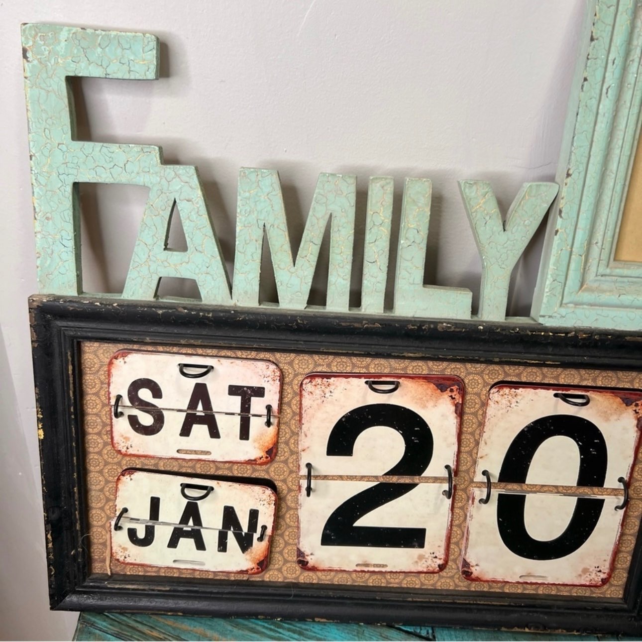 Pier 1 Collage Photo Frames Calendar Retails $169