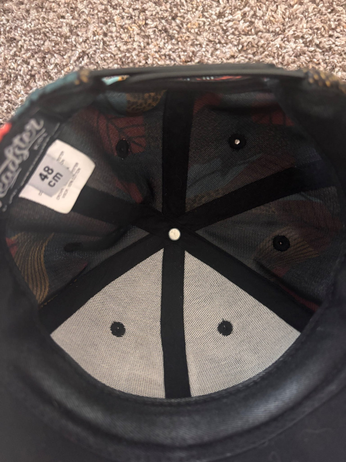 Headster 48 cm hat