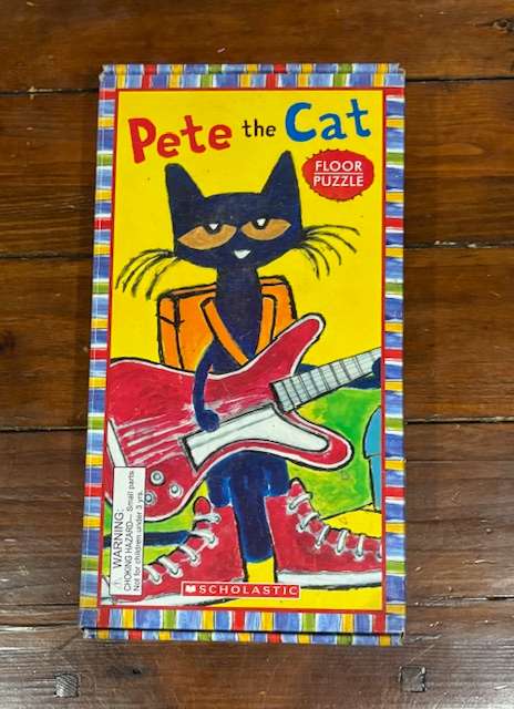 Pete the cat floor puzzle, 35 oversize pieces