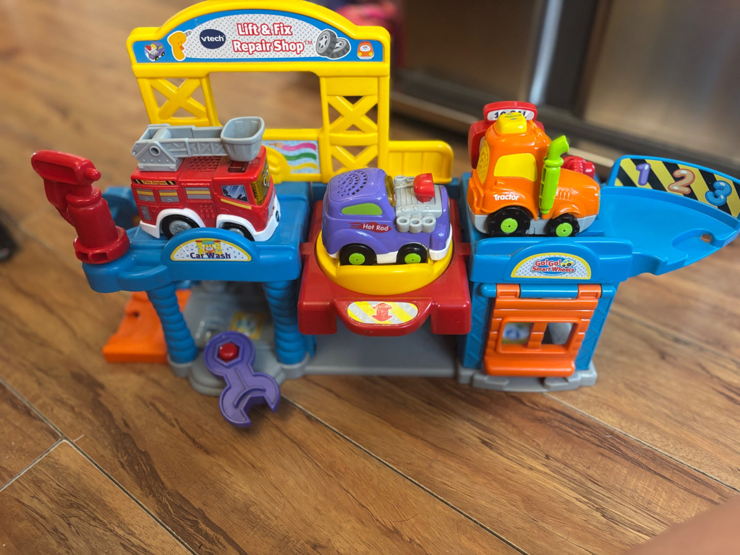 Lift and Fix Repair Shop