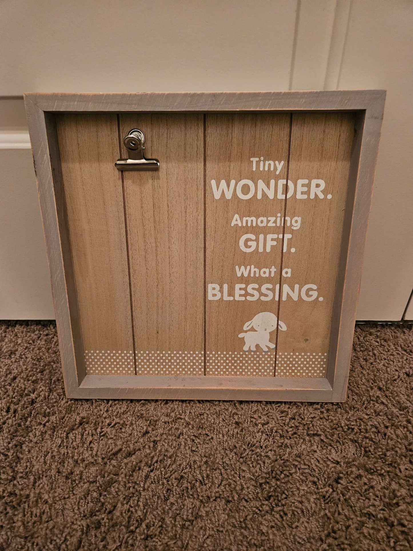 Picture holder wall decor