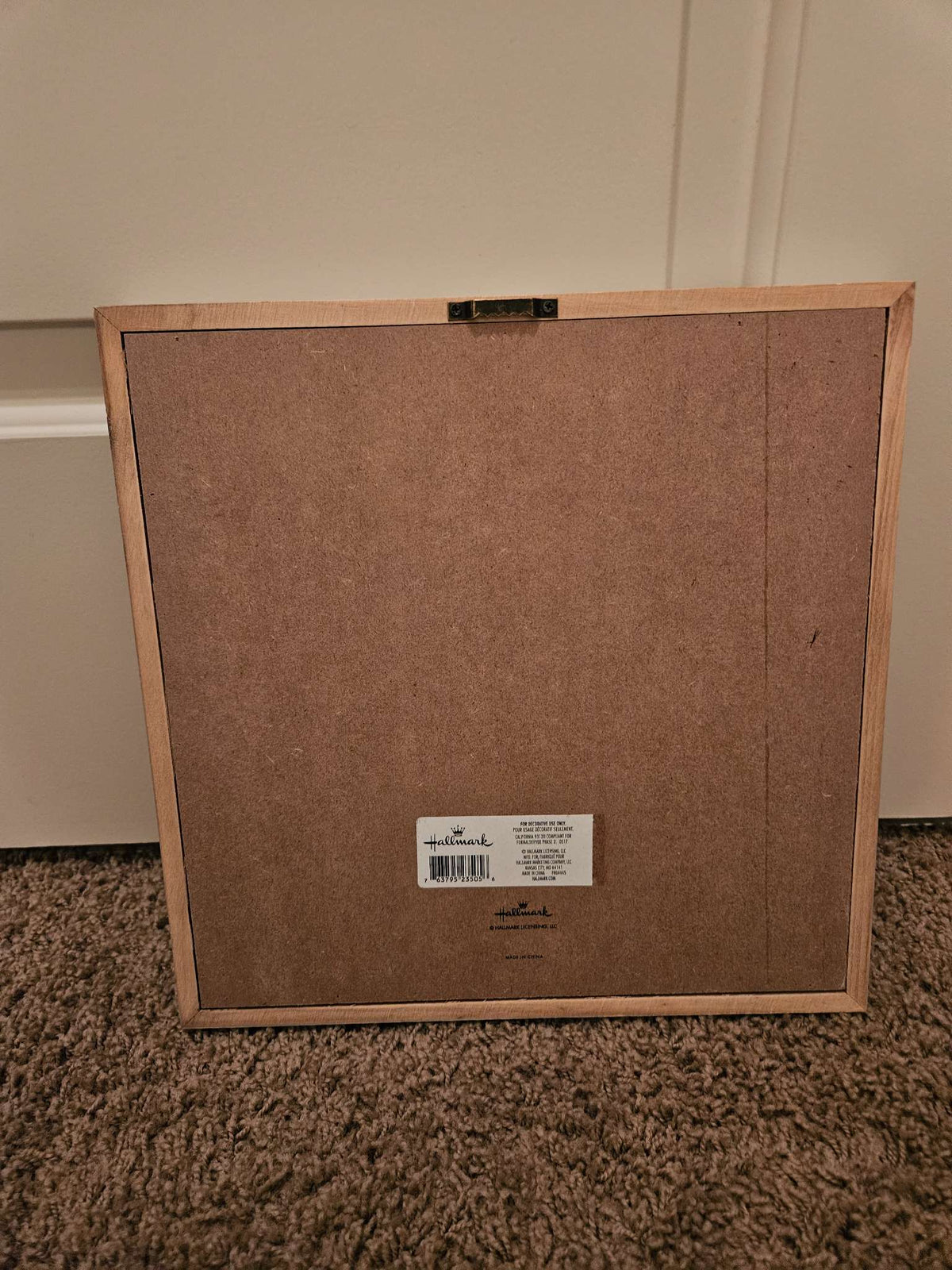 Picture holder wall decor