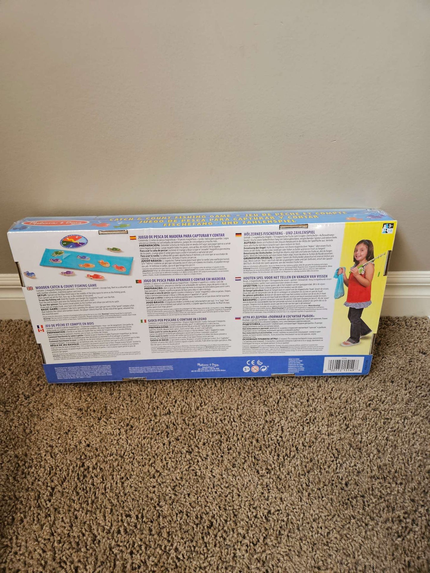 Melissa & Doug - Catch & Count Fishing Game