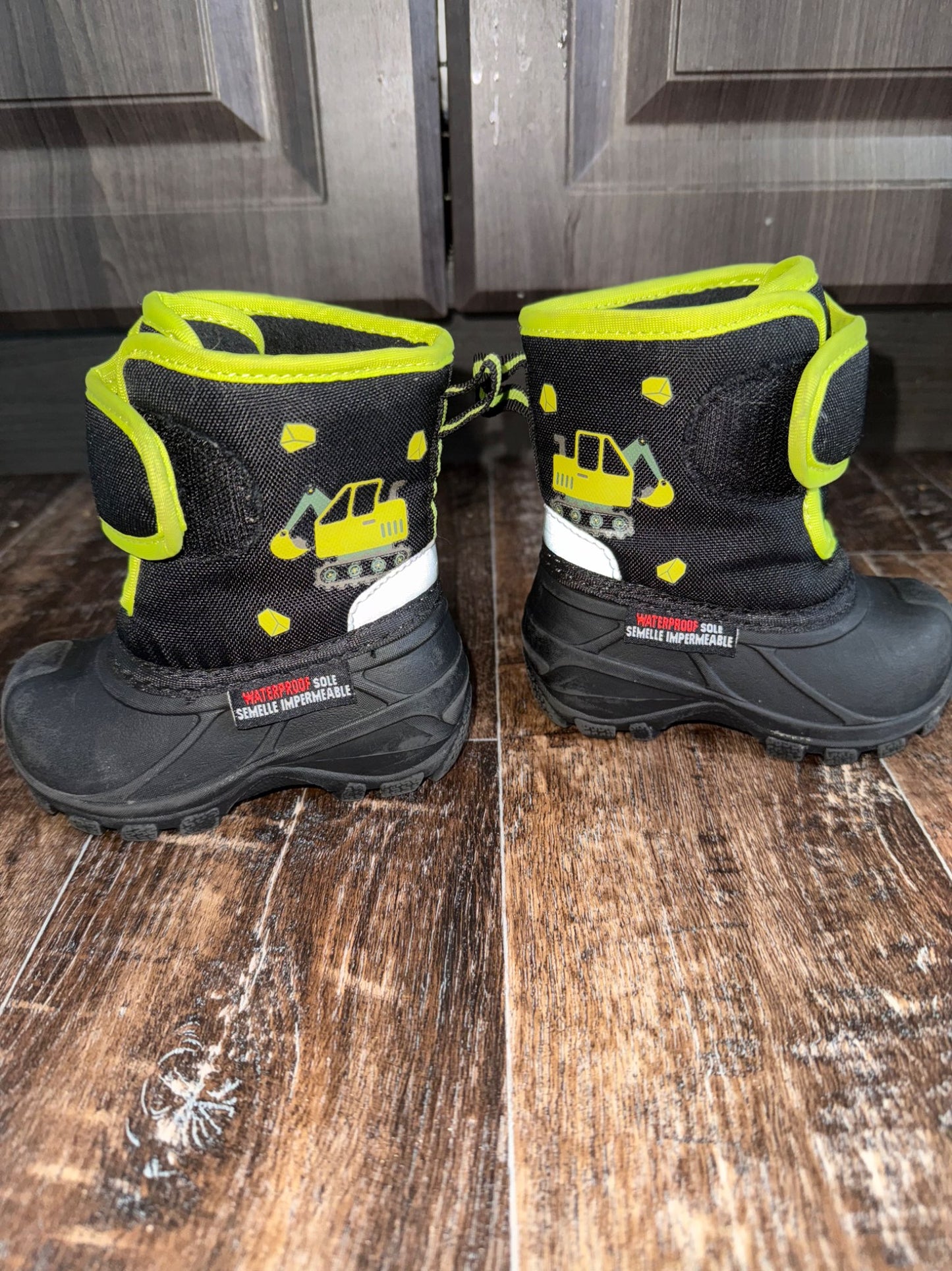 Boys Winter Boots, Shoes 4 (Baby: 0-12 mth)