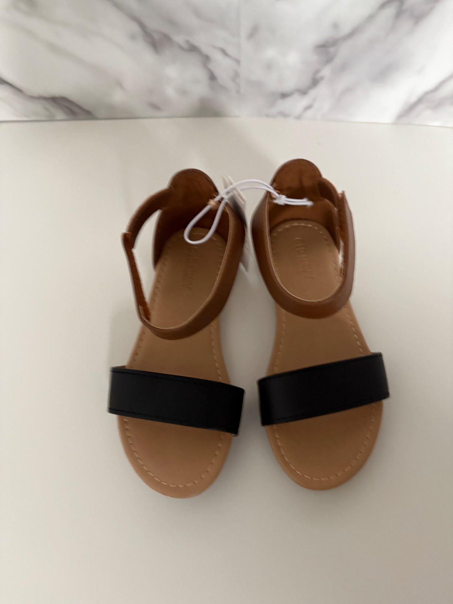 Black and brown Sandals _ NWT Size 10, Shoes 10 (Toddler:2-4yr)