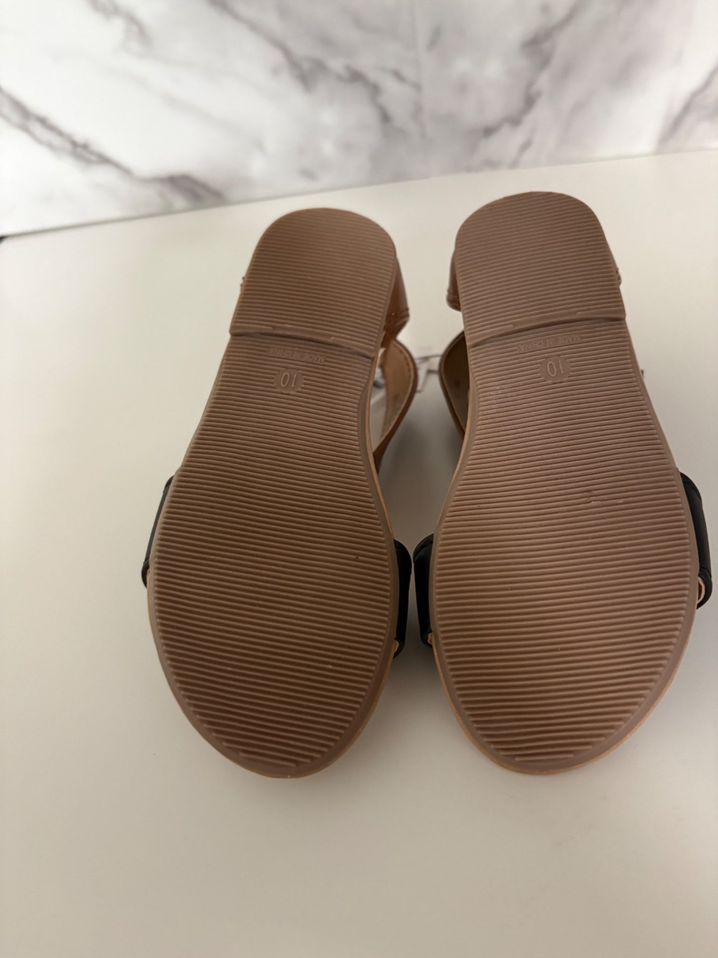 Black and brown Sandals _ NWT Size 10, Shoes 10 (Toddler:2-4yr)