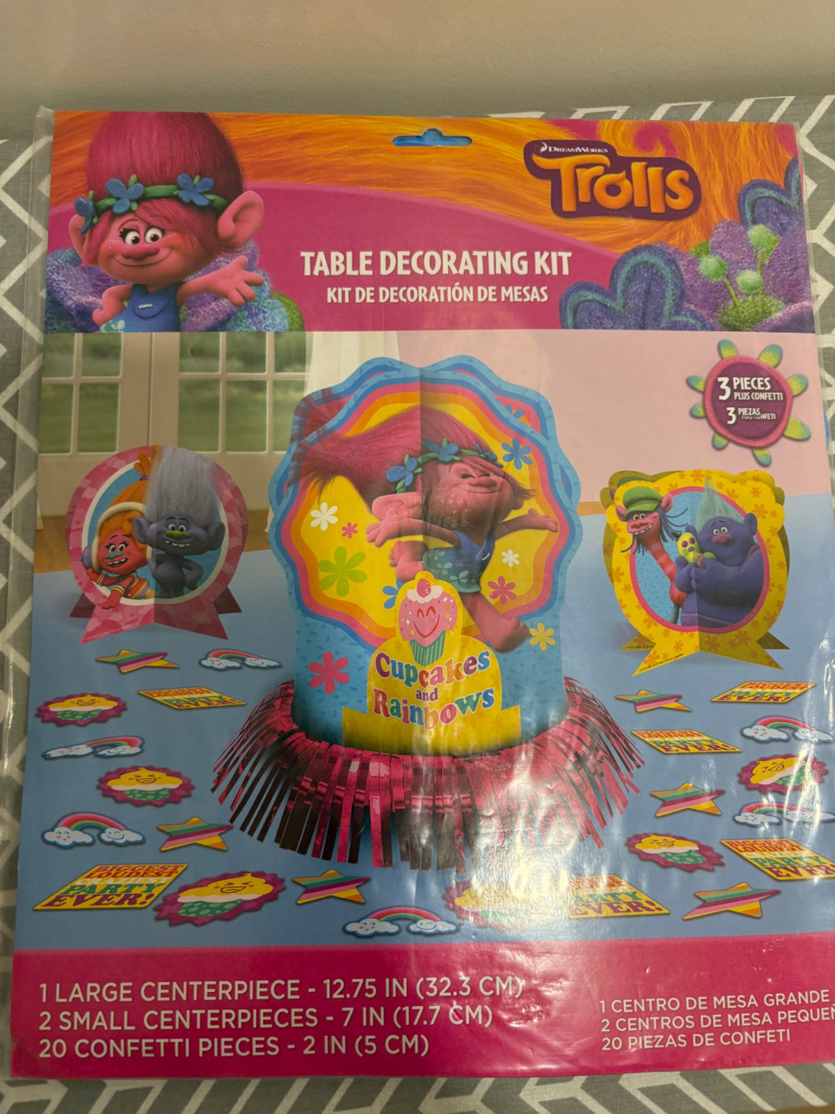 NWT - Set of 5 - Trolls Birthday Decorations