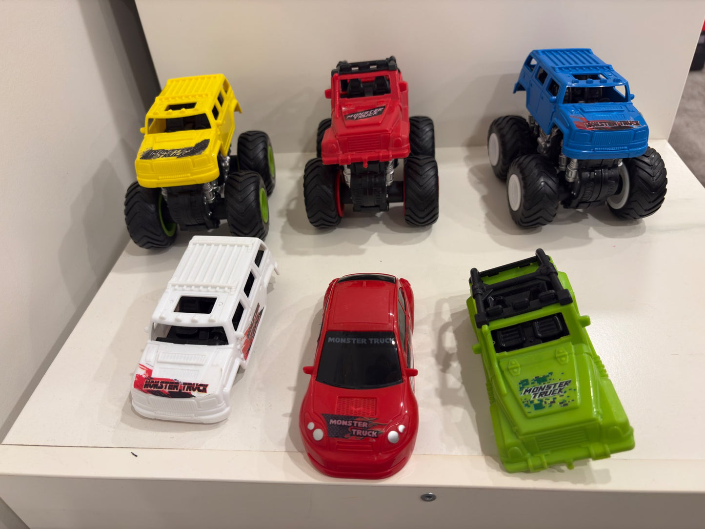 Monster Truck Play Set Snap-on truck bodies