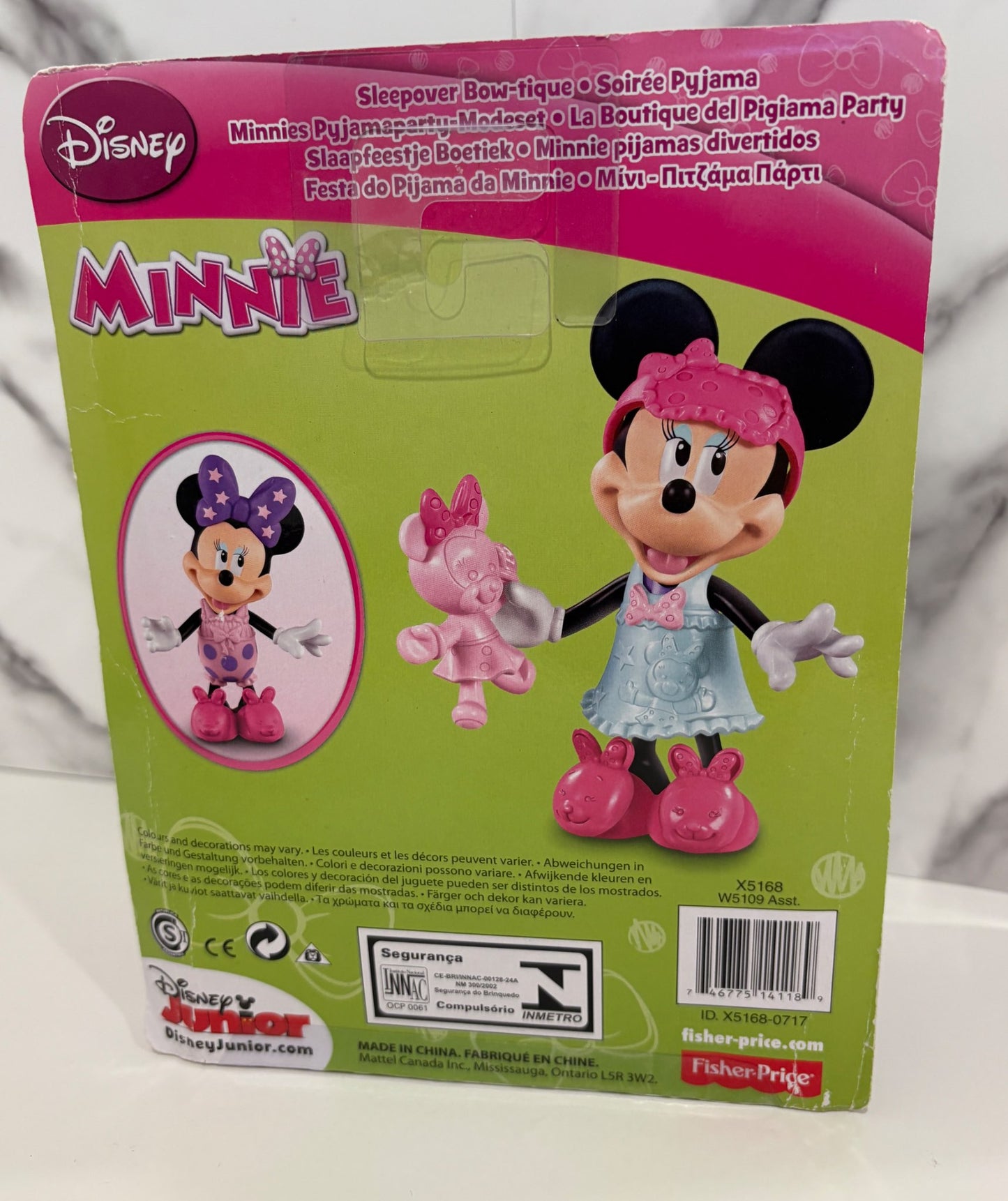 Minnie Sleepover Bow-tique