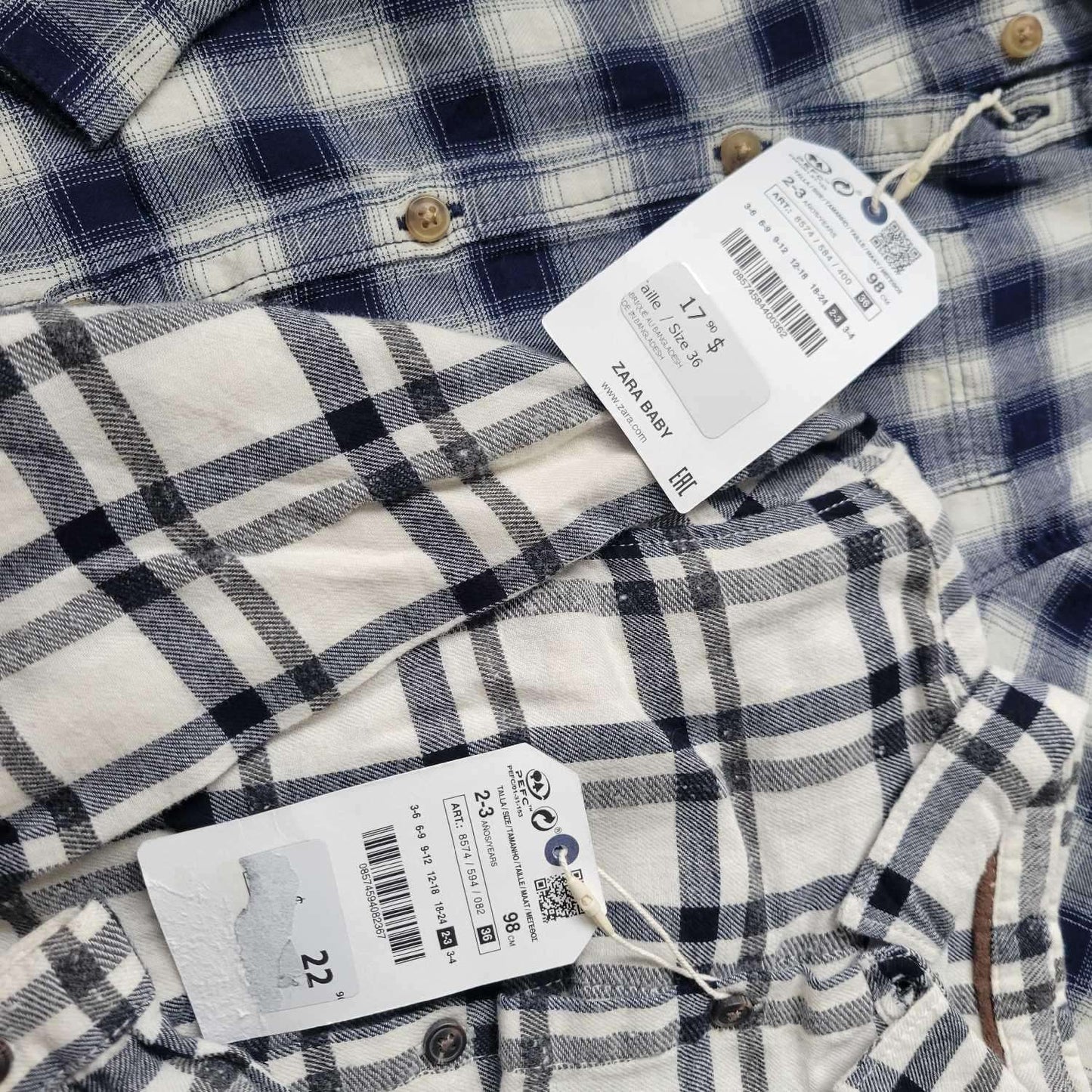 2 Zara Button Up Long sleeves Shirt 2-3T (Retail for $40.80), Kids 2T