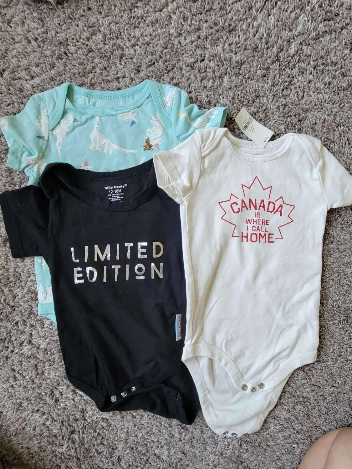 3 Onsies Bundle - 1 BNWT GAP, EUC Joe Fresh and Silly souls 12-18months, Kids 18 Month (12-18M)