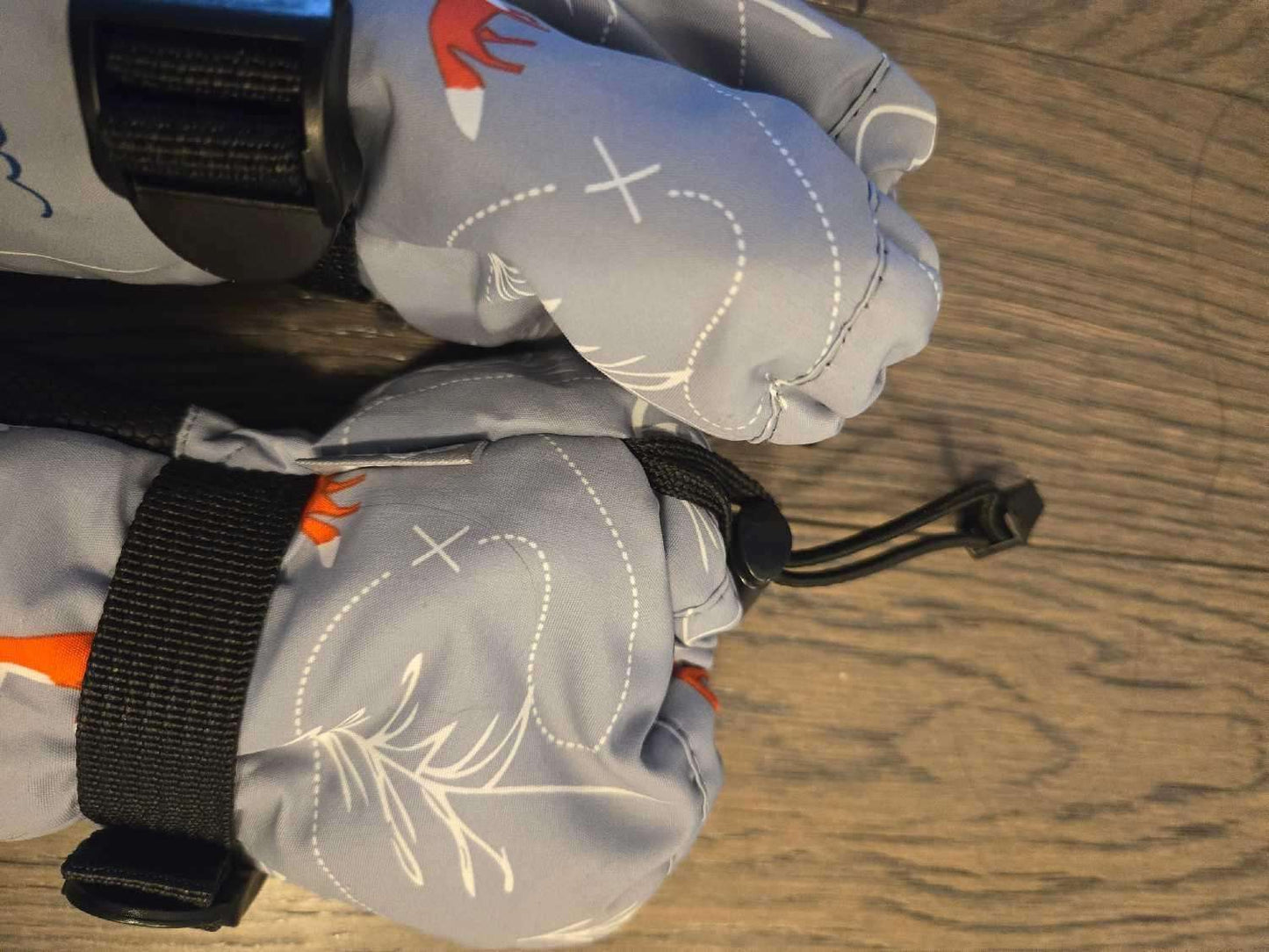 Jan Jul waterproof winter mittens 2-4T ( Retail $27.99)