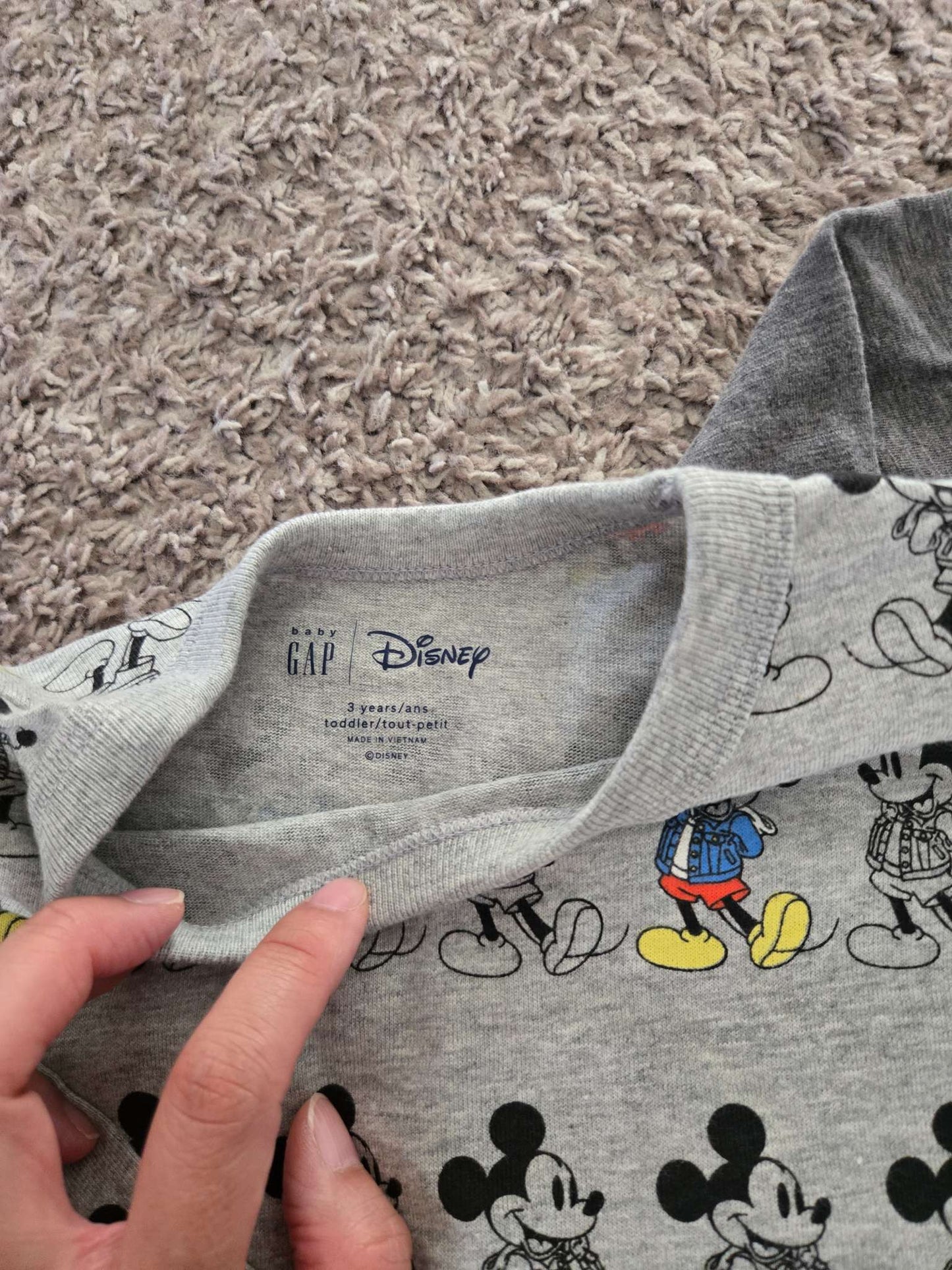 2 Pcs Shirts Bundle 3T, Kids 3T