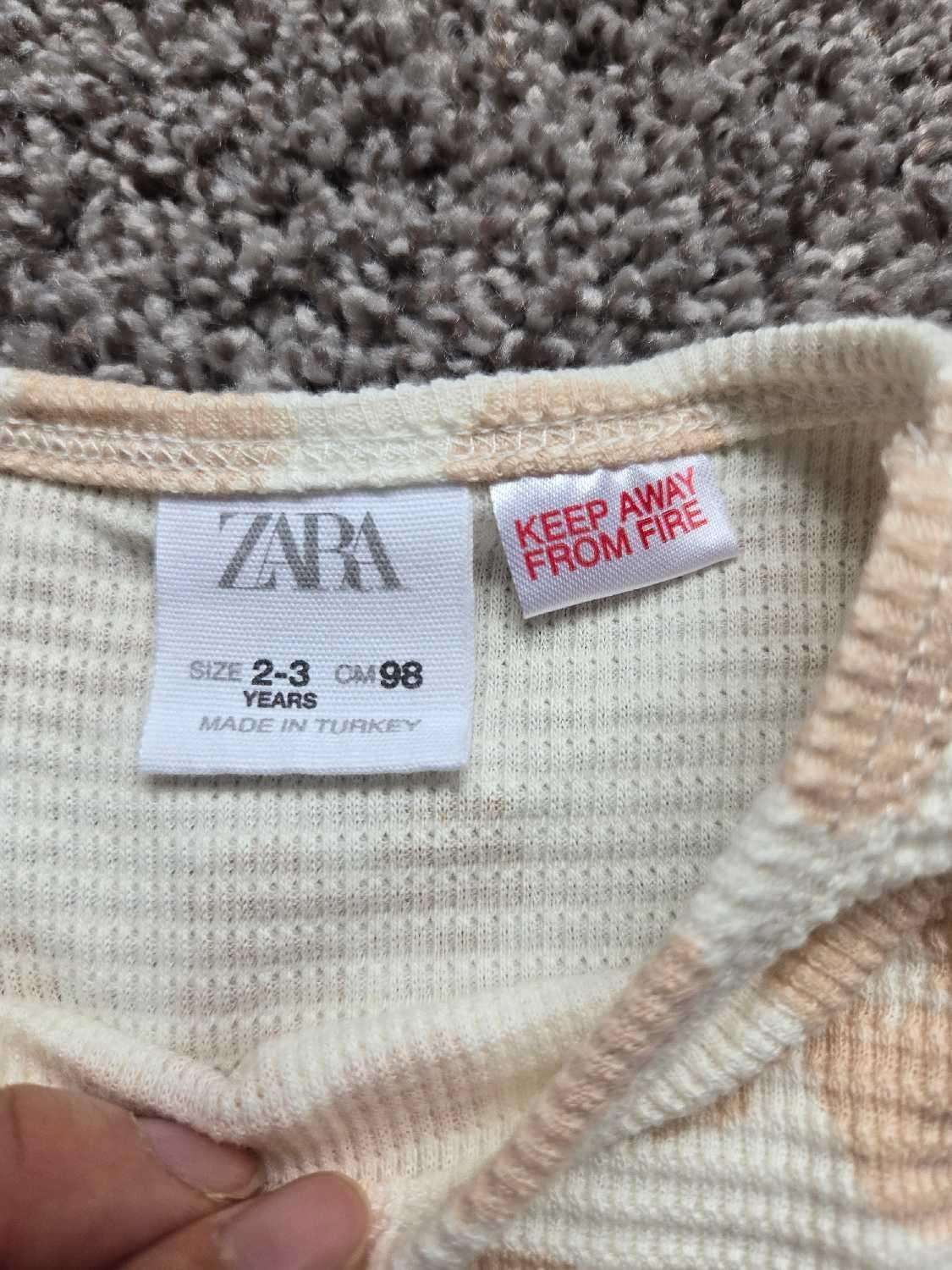 3 T Shirts Girls Bundle ( 1 BNWT and 2 EUC) H&M, Zara and Etsy, Kids 2T