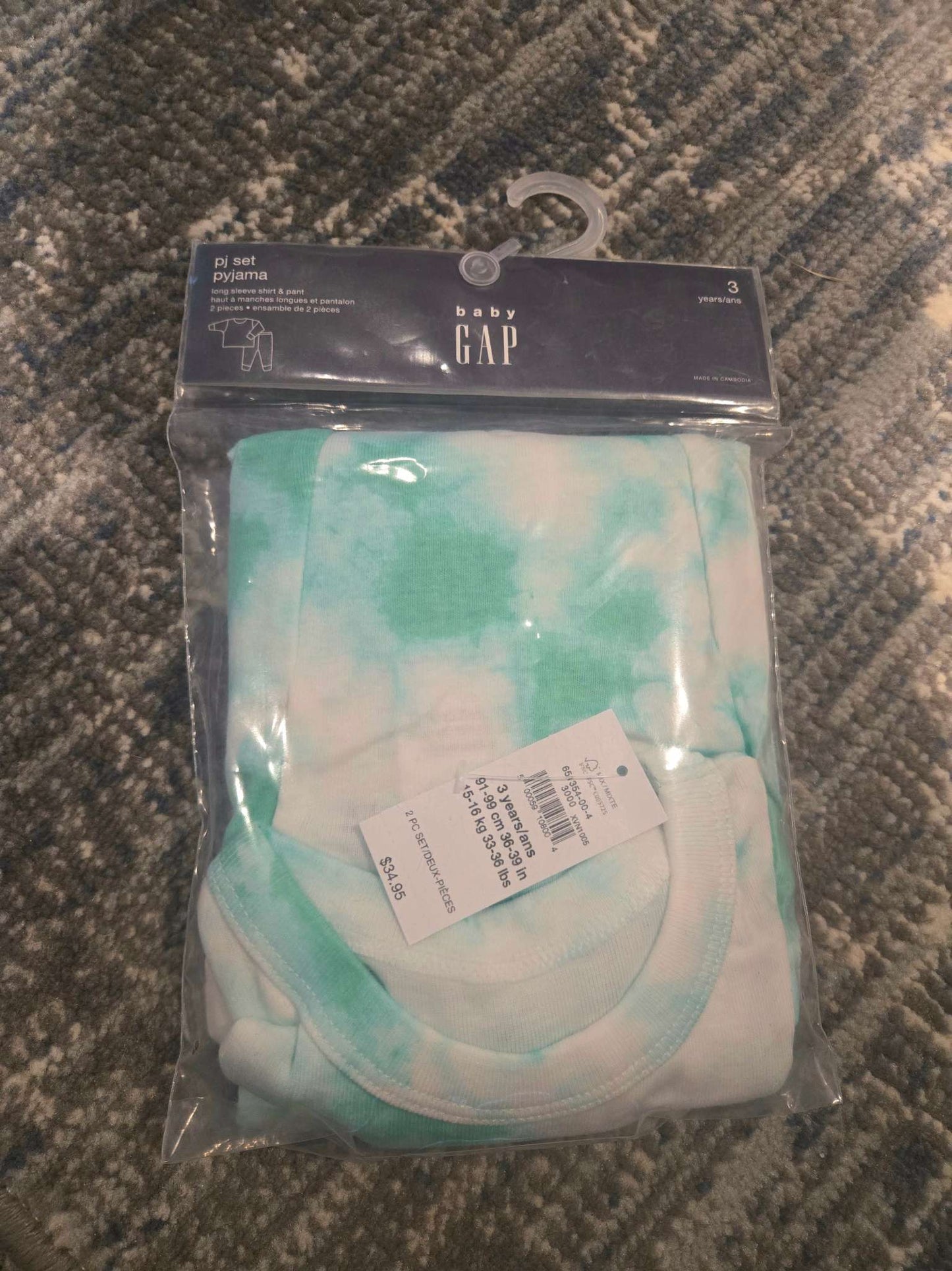 GAP PJ set- Top and Pants (Retails for $34.95), Kids 3T