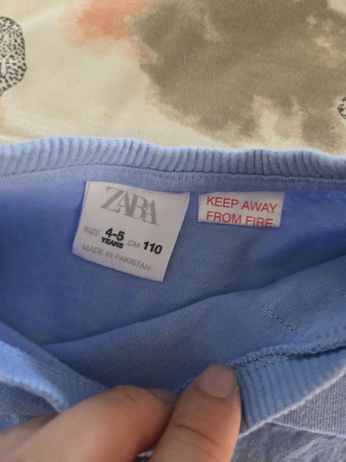 5 Pcs T shirts for 4T/5T Carters GAP Uniqlo Zara, Kids 4/4T