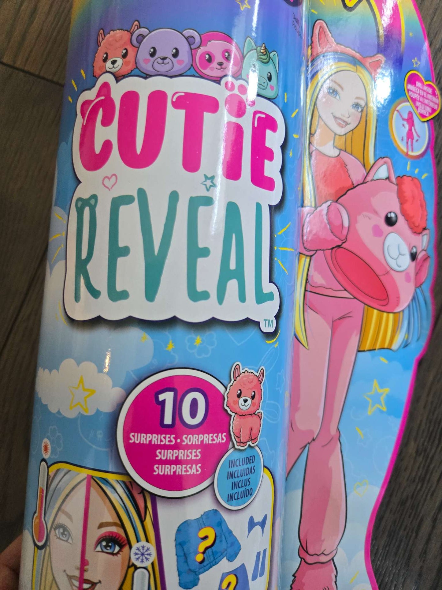 BARBIE CUTIE reveal ( Retails $49.99) with 3 sets of clothing